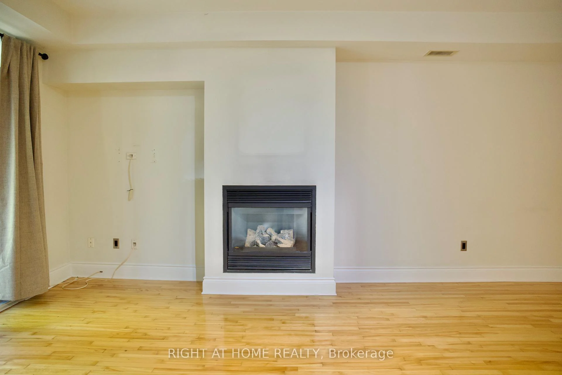 Photo 21 of Unit 109, 400 Mcleod Street, Ottawa, Ottawa Centre — HOMEH