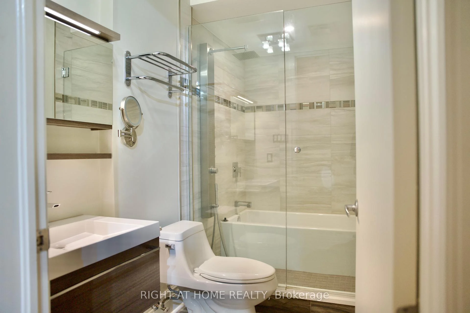Photo 27 of Unit 109, 400 Mcleod Street, Ottawa, Ottawa Centre — HOMEH