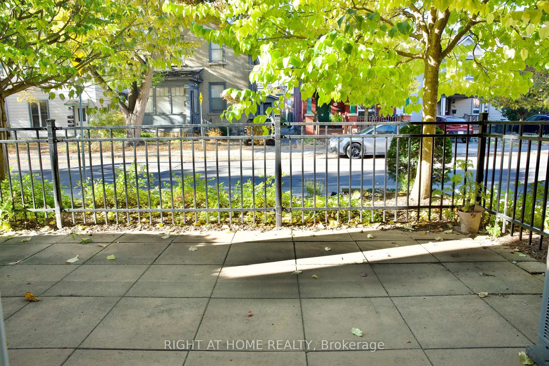 Photo 31 of Unit 109, 400 Mcleod Street, Ottawa, Ottawa Centre — HOMEH