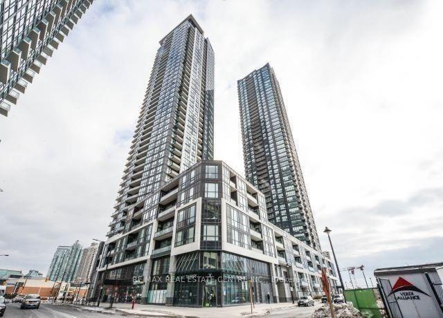 Front of Unit 2804, 510 Curran Place