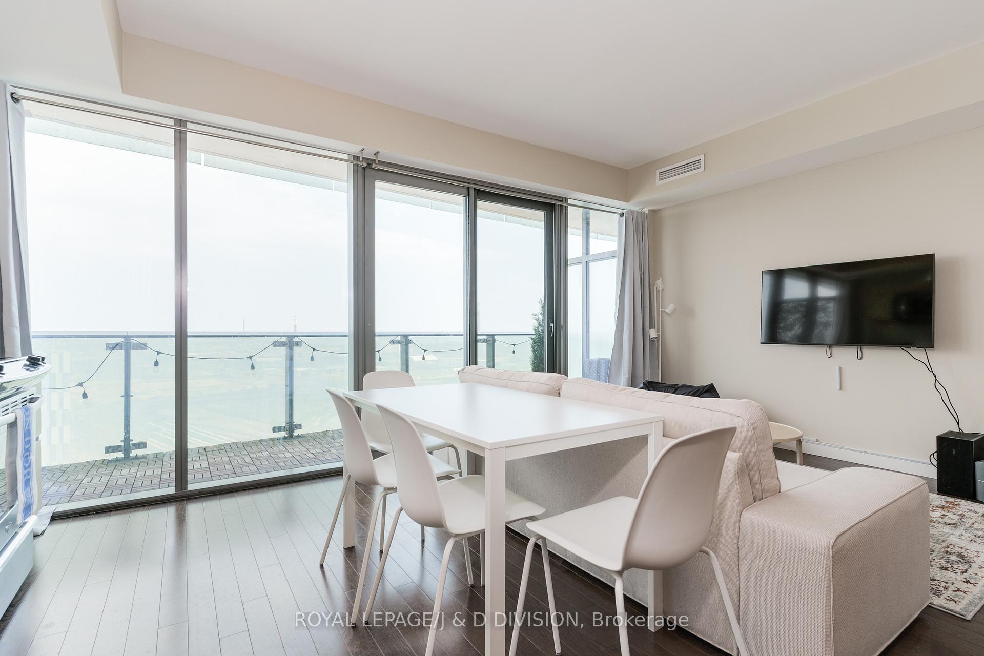 Photo 8 of Unit 3105, 390 Cherry Street, Toronto, Waterfront Communities — HOMEH
