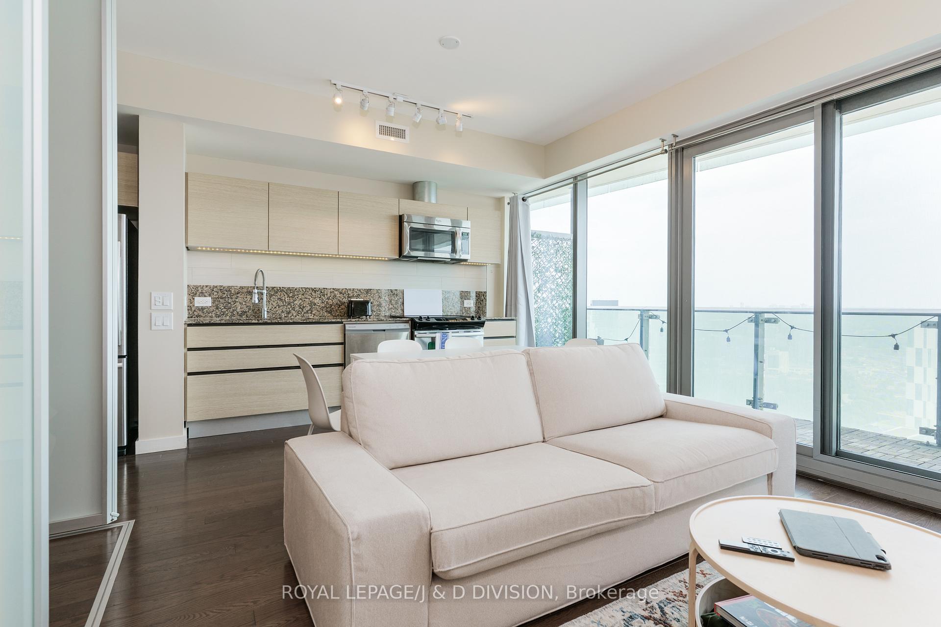 Photo 9 of Unit 3105, 390 Cherry Street, Toronto, Waterfront Communities — HOMEH