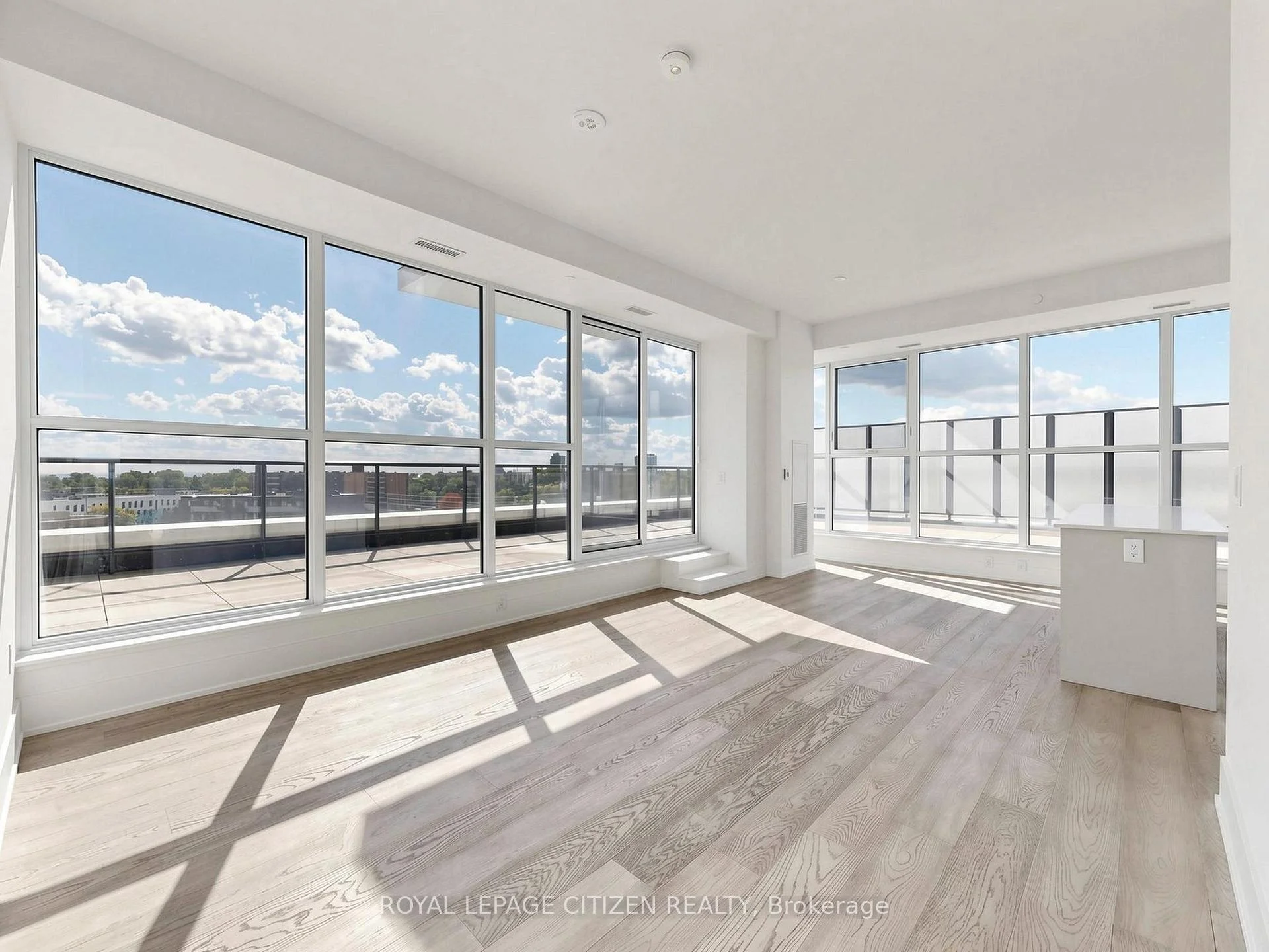 Photo 16 of Unit 707, 1063 Douglas Mccurdy Comm, Mississauga, Lakeview — HOMEH