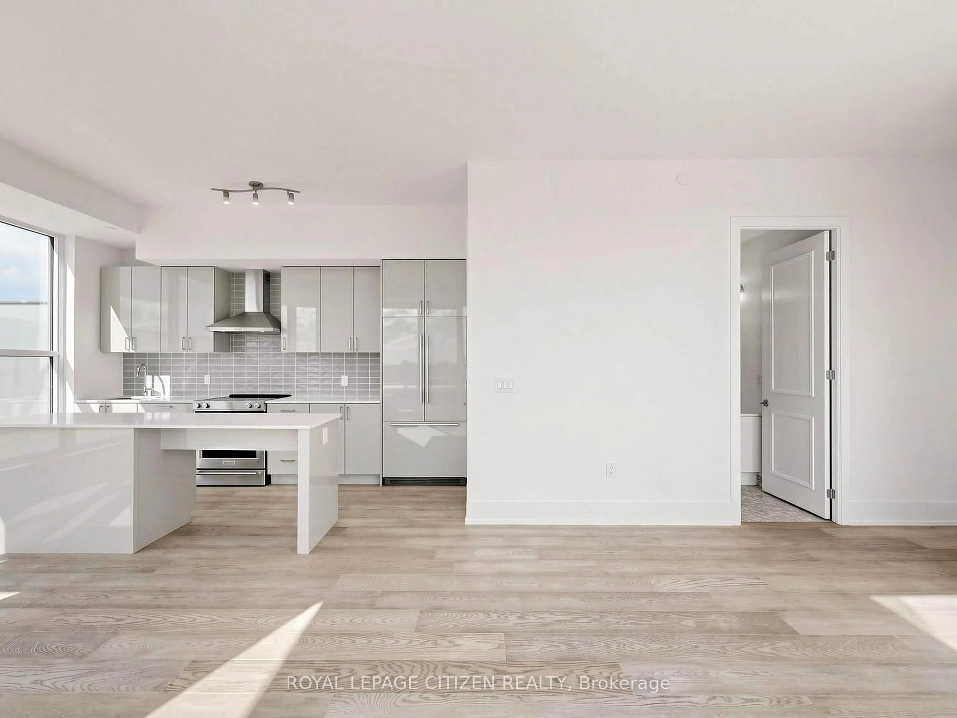 Photo 22 of Unit 707, 1063 Douglas Mccurdy Comm, Mississauga, Lakeview — HOMEH