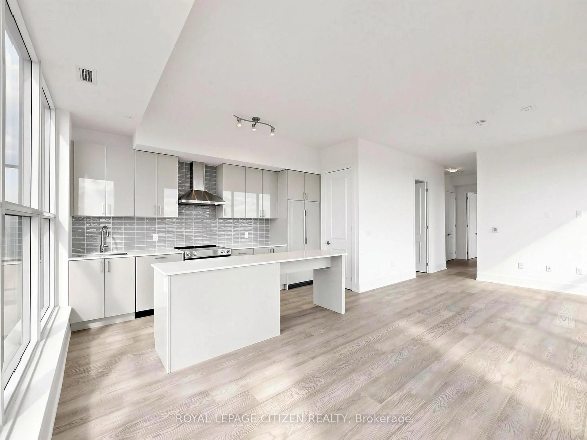Photo 24 of Unit 707, 1063 Douglas Mccurdy Comm, Mississauga, Lakeview — HOMEH