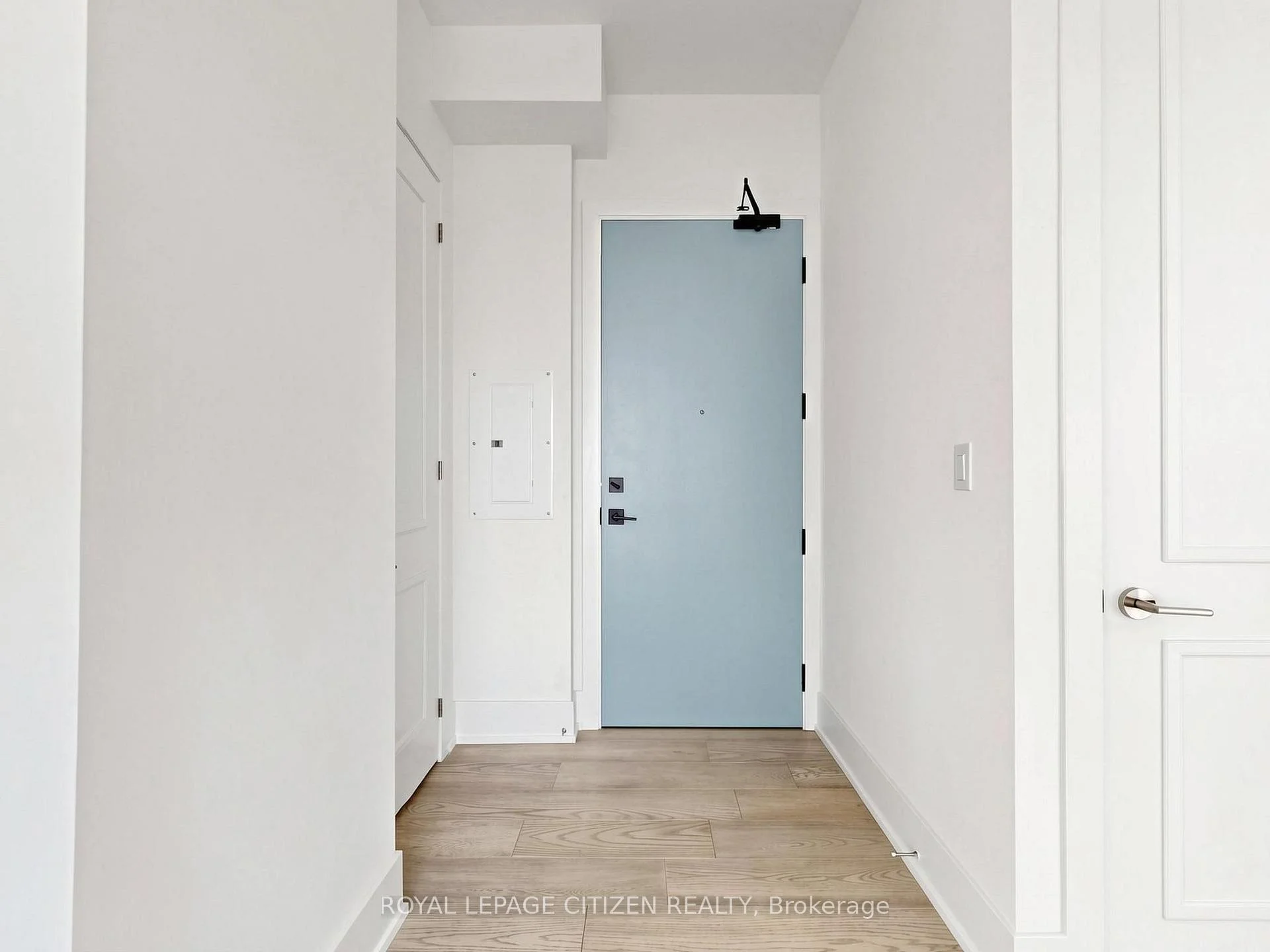 Photo 55 of Unit 707, 1063 Douglas Mccurdy Comm, Mississauga, Lakeview — HOMEH