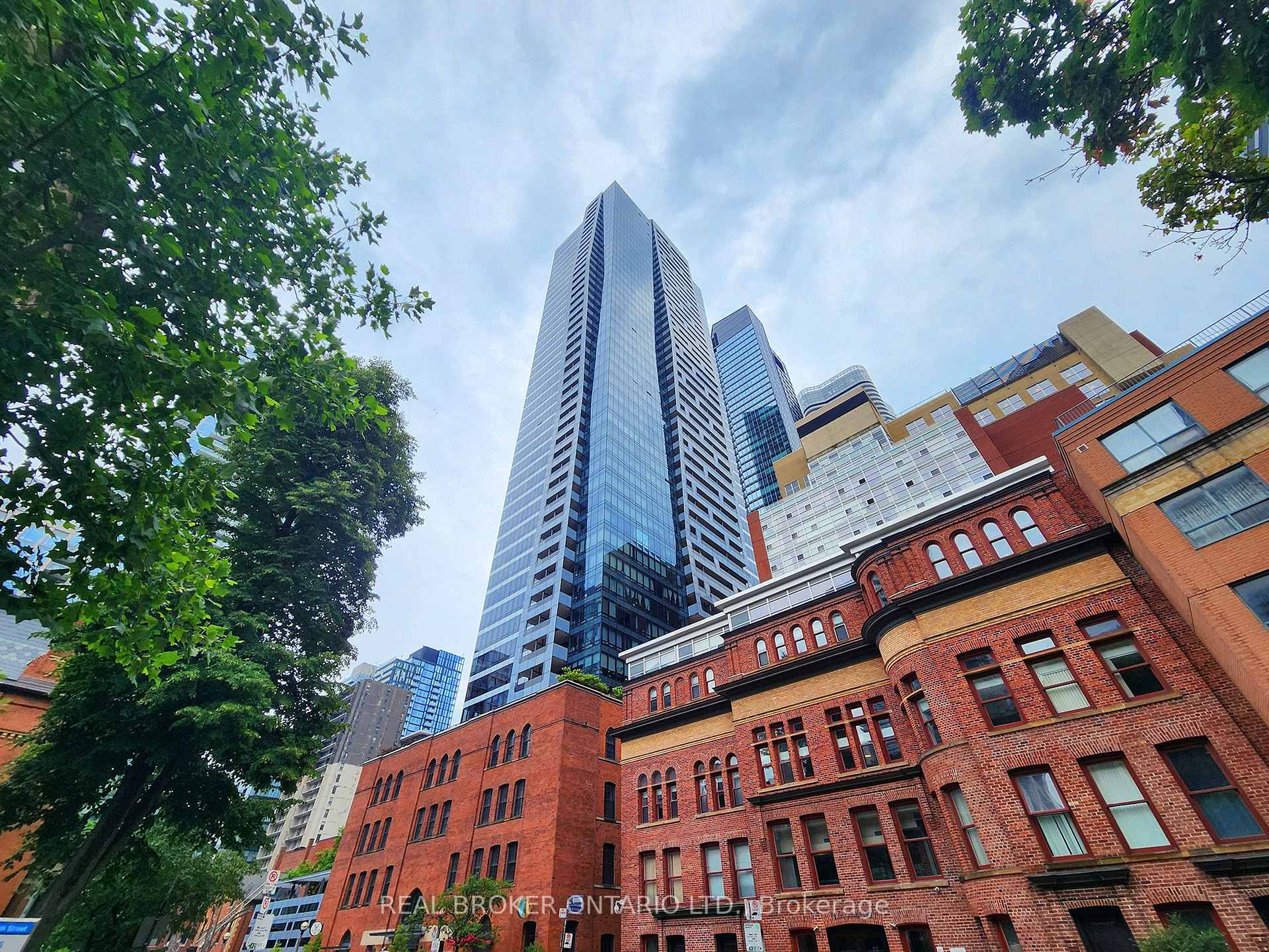 Photo 1 of Unit 2803, 5 St Joseph Street, Toronto, Bay Street Corridor — HOMEH