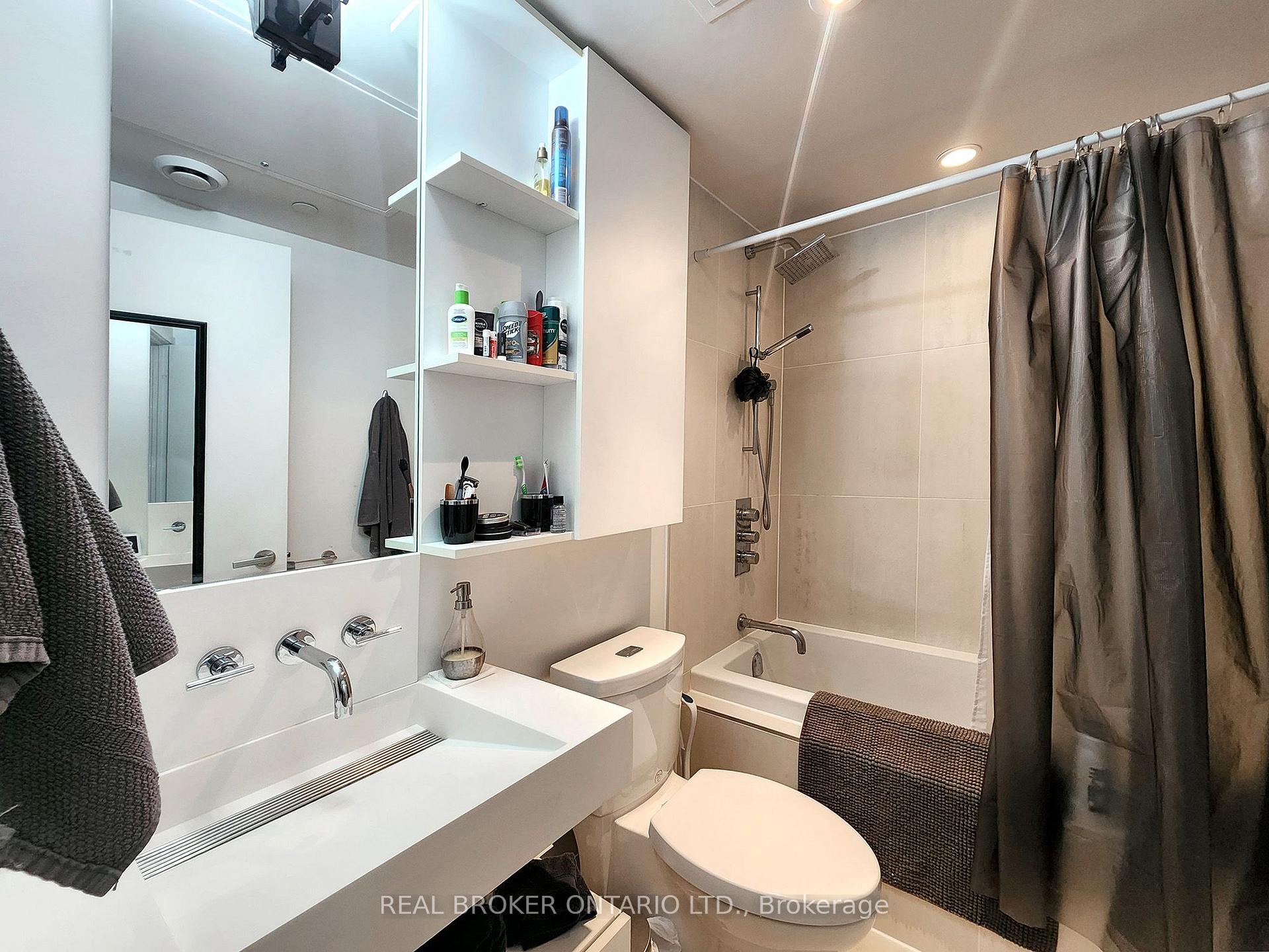 Photo 9 of Unit 2803, 5 St Joseph Street, Toronto, Bay Street Corridor — HOMEH