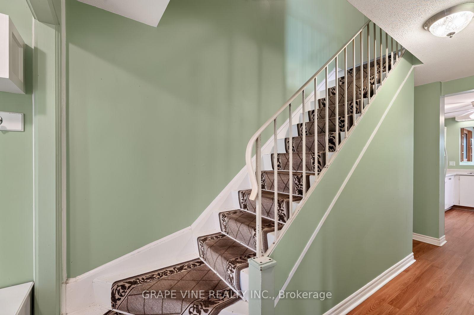 Photo 17 of 108 Fieldgate Drive, Ottawa, Barrhaven - Knollsbrook — HOMEH