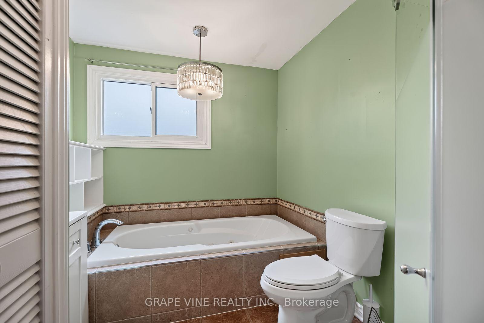 Photo 20 of 108 Fieldgate Drive, Ottawa, Barrhaven - Knollsbrook — HOMEH