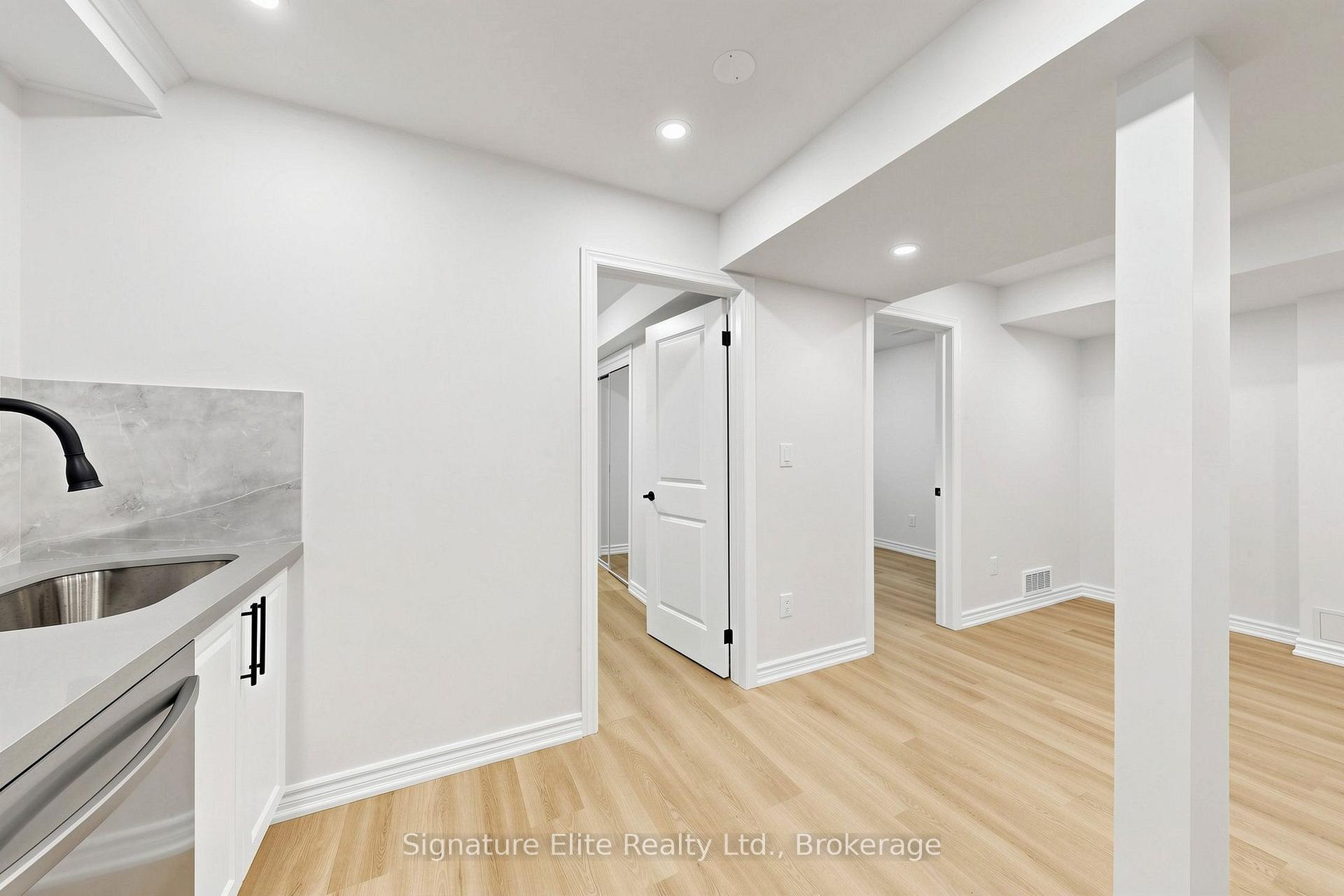 Photo 5 of Unit Unit B, 44 Cotton Street, Clarington, Bowmanville — HOMEH