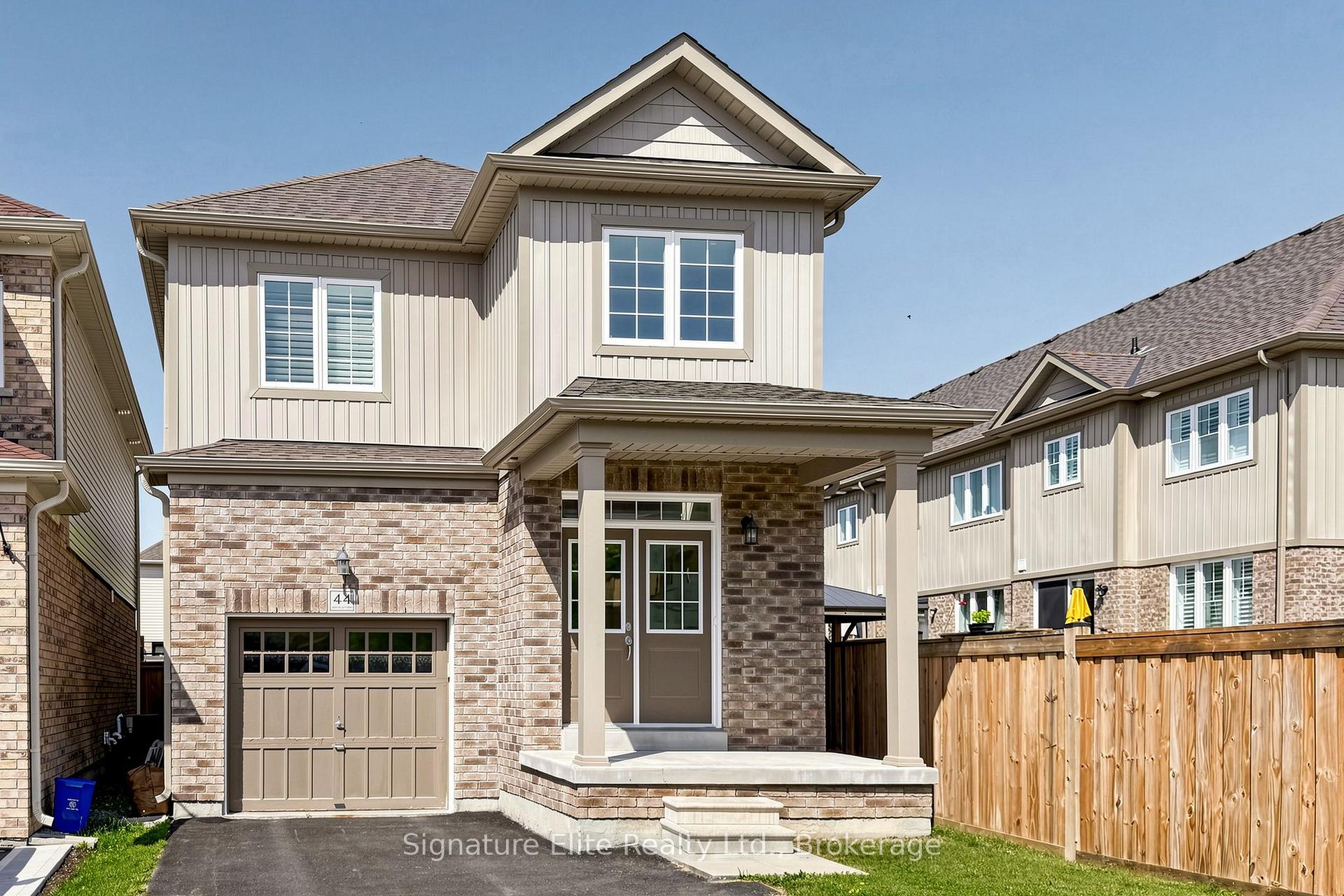 Photo 18 of Unit Unit B, 44 Cotton Street, Clarington, Bowmanville — HOMEH