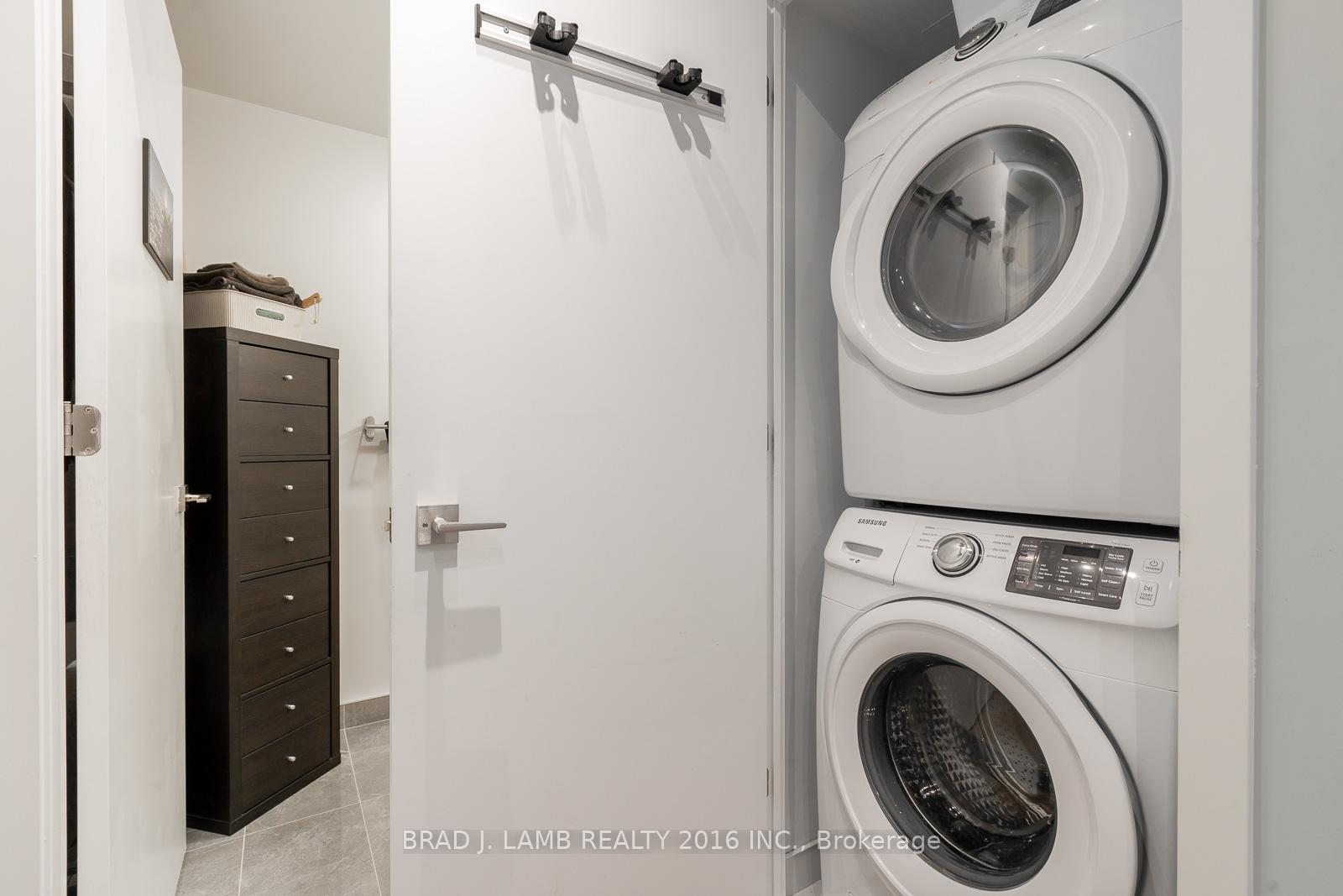 Photo 5 of Unit 607, 55 Ontario Street, Toronto, Moss Park — HOMEH