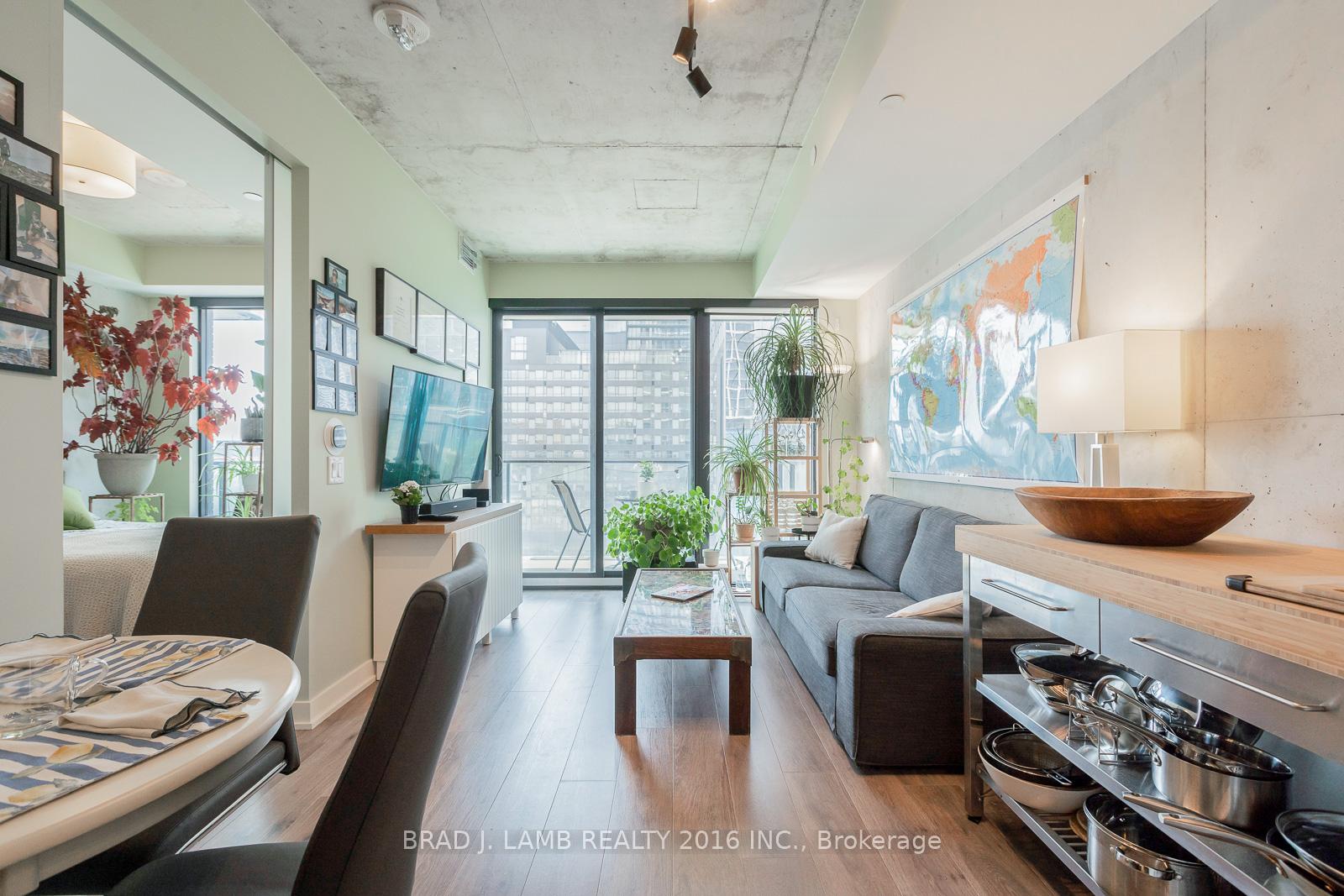 Photo 8 of Unit 607, 55 Ontario Street, Toronto, Moss Park — HOMEH