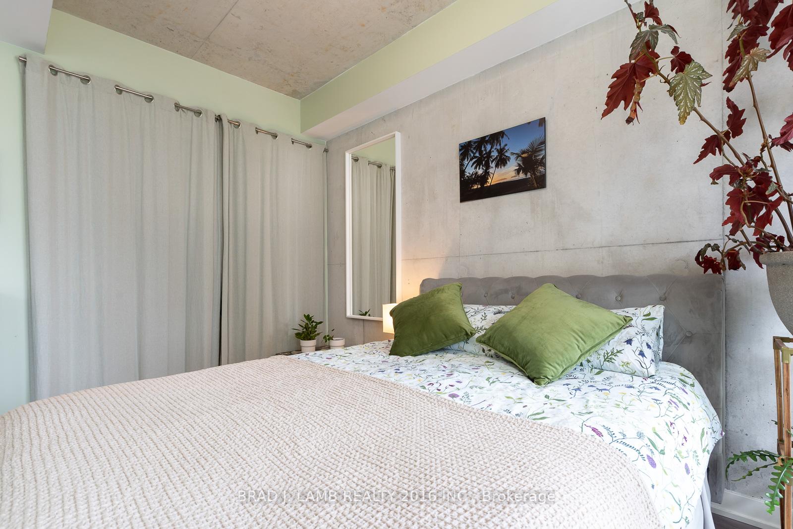 Photo 12 of Unit 607, 55 Ontario Street, Toronto, Moss Park — HOMEH