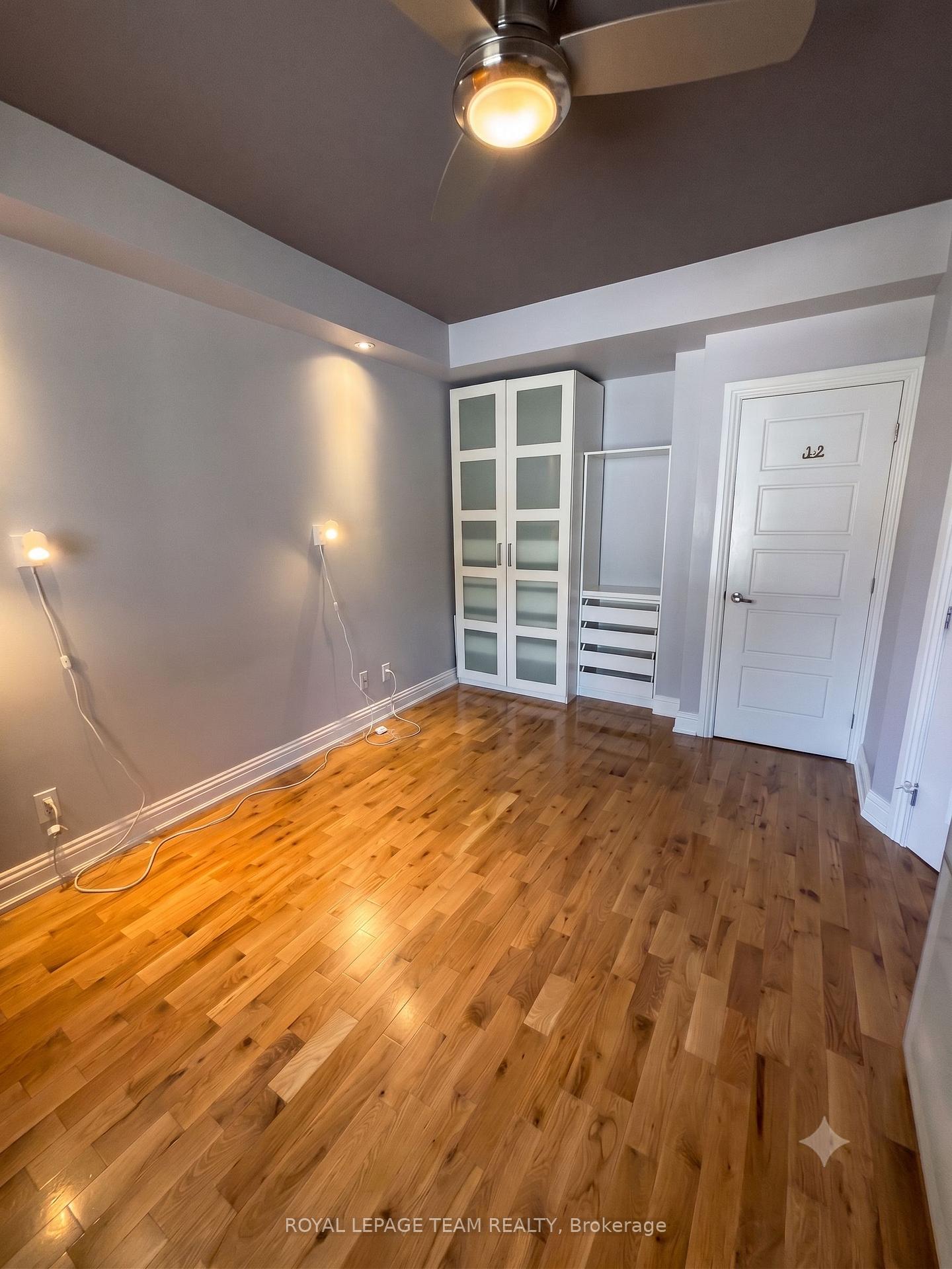 Photo 5 of Unit Unit 1, 212 Flora Street, Ottawa, Ottawa Centre — HOMEH