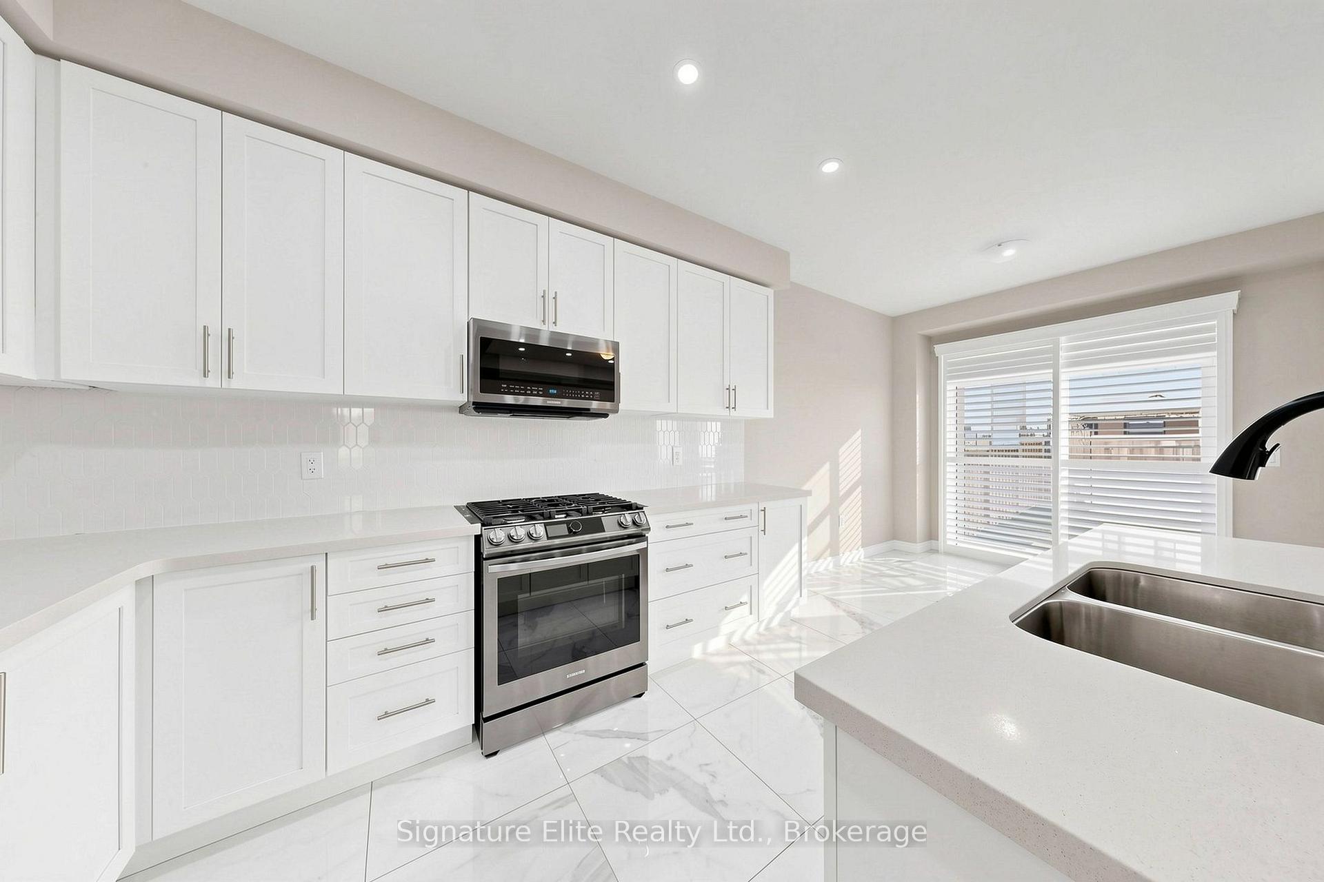 Photo 14 of Unit Unit A, 44 Cotton Street, Clarington, Bowmanville — HOMEH