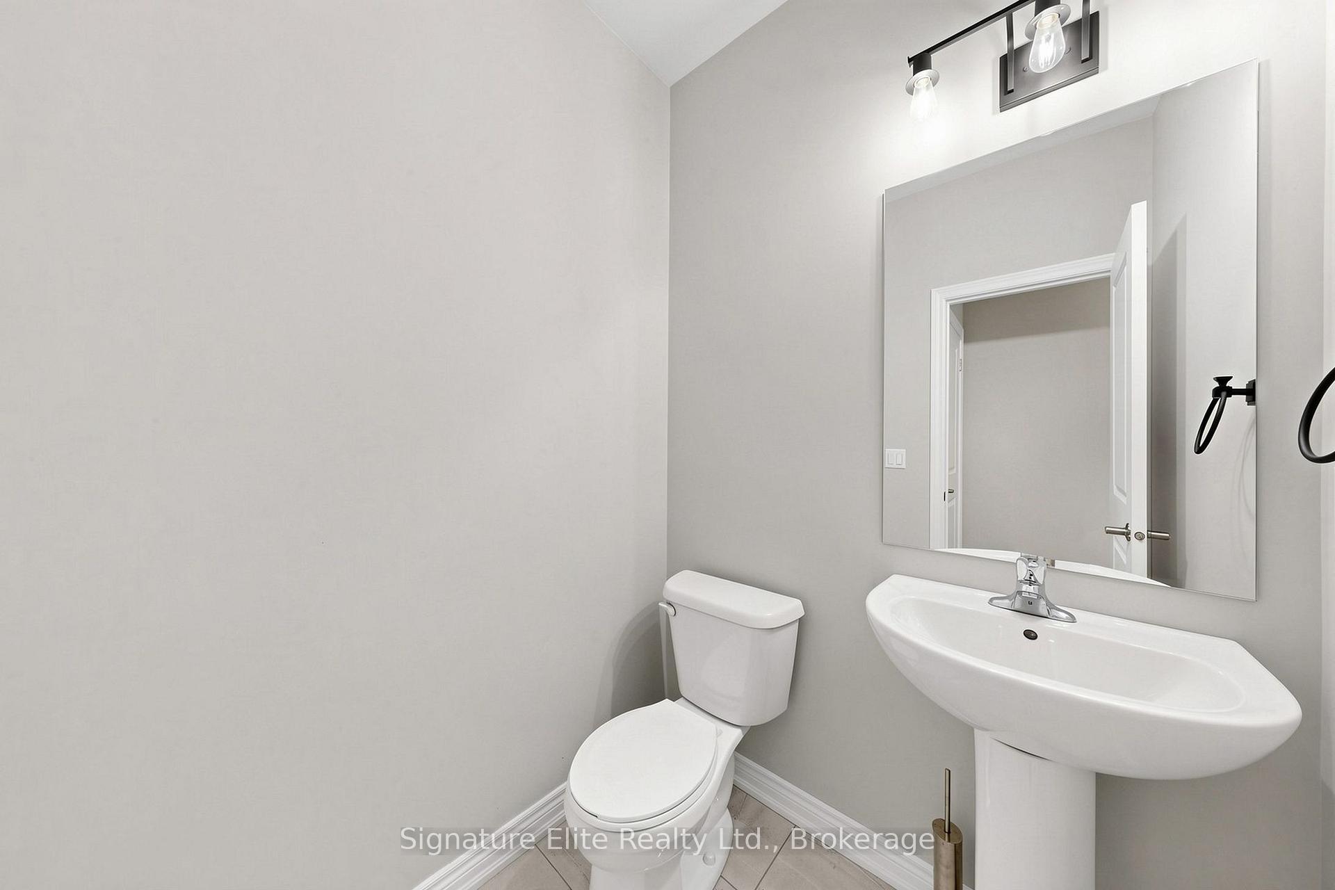 Photo 25 of Unit Unit A, 44 Cotton Street, Clarington, Bowmanville — HOMEH