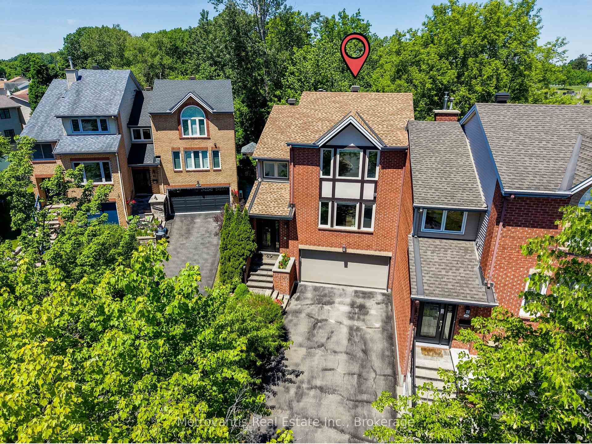 Photo 2 of 89 Dunbarton Court, Ottawa, Cardinal Glen — HOMEH