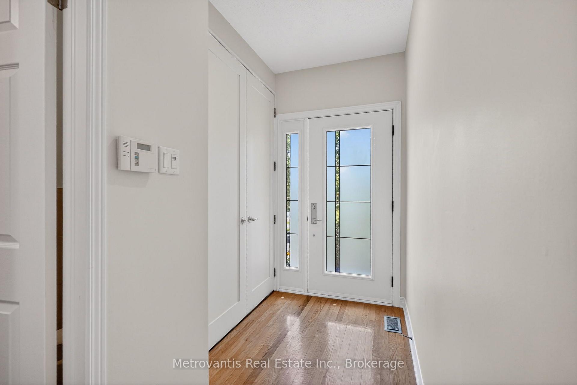 Photo 6 of 89 Dunbarton Court, Ottawa, Cardinal Glen — HOMEH