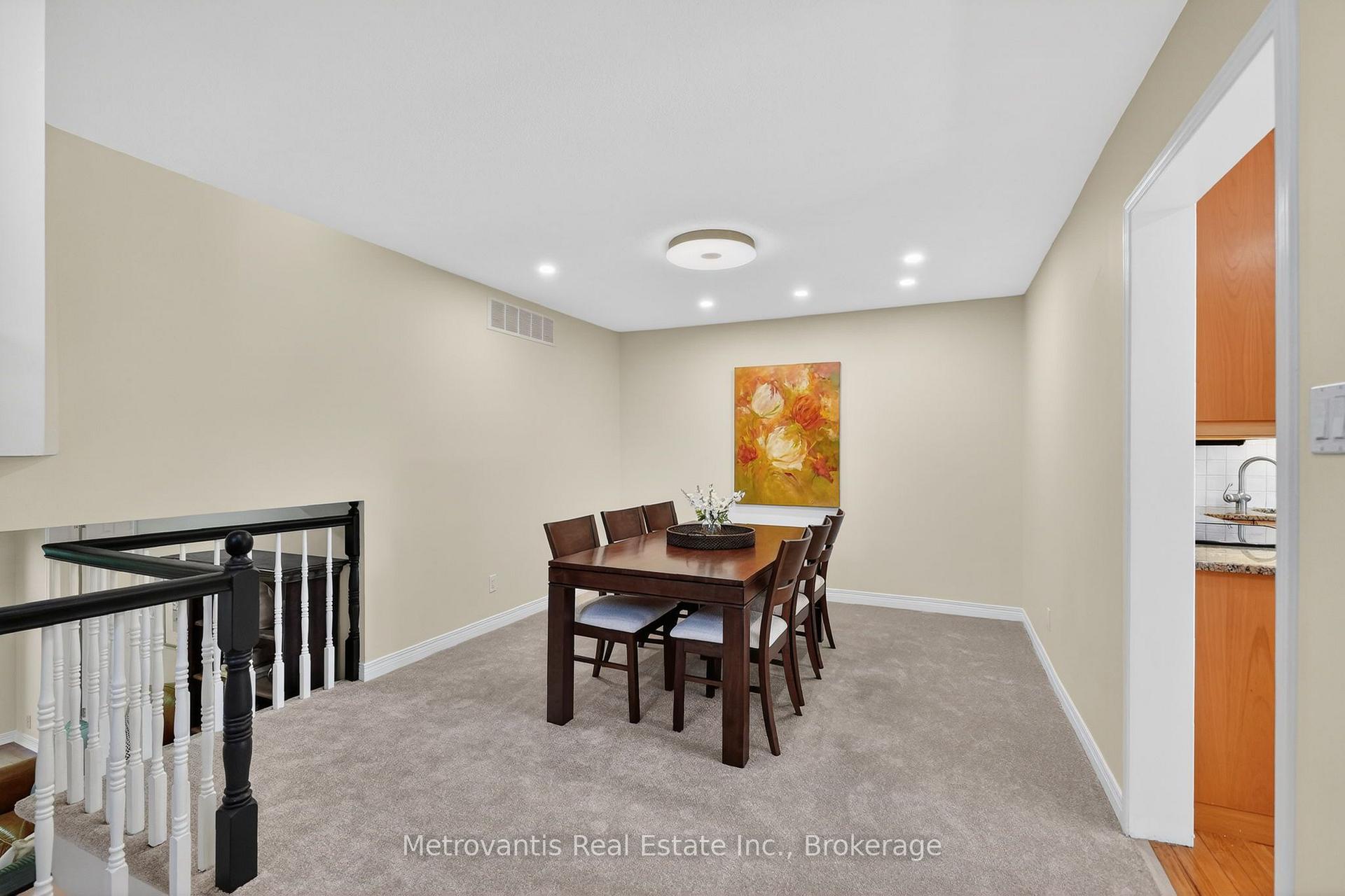 Photo 14 of 89 Dunbarton Court, Ottawa, Cardinal Glen — HOMEH