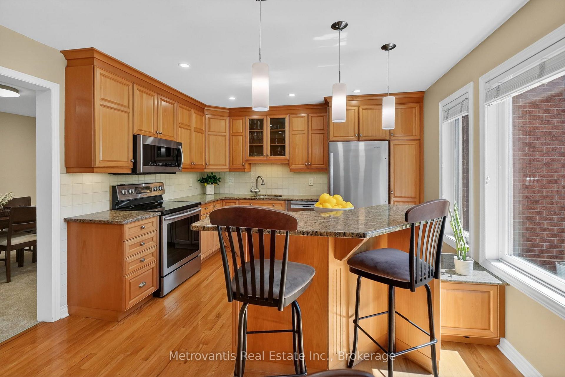 Photo 17 of 89 Dunbarton Court, Ottawa, Cardinal Glen — HOMEH