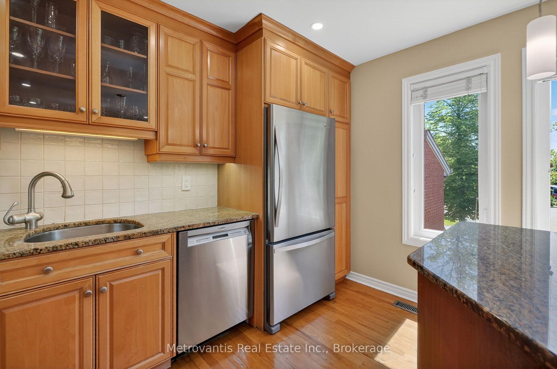 Photo 19 of 89 Dunbarton Court, Ottawa, Cardinal Glen — HOMEH