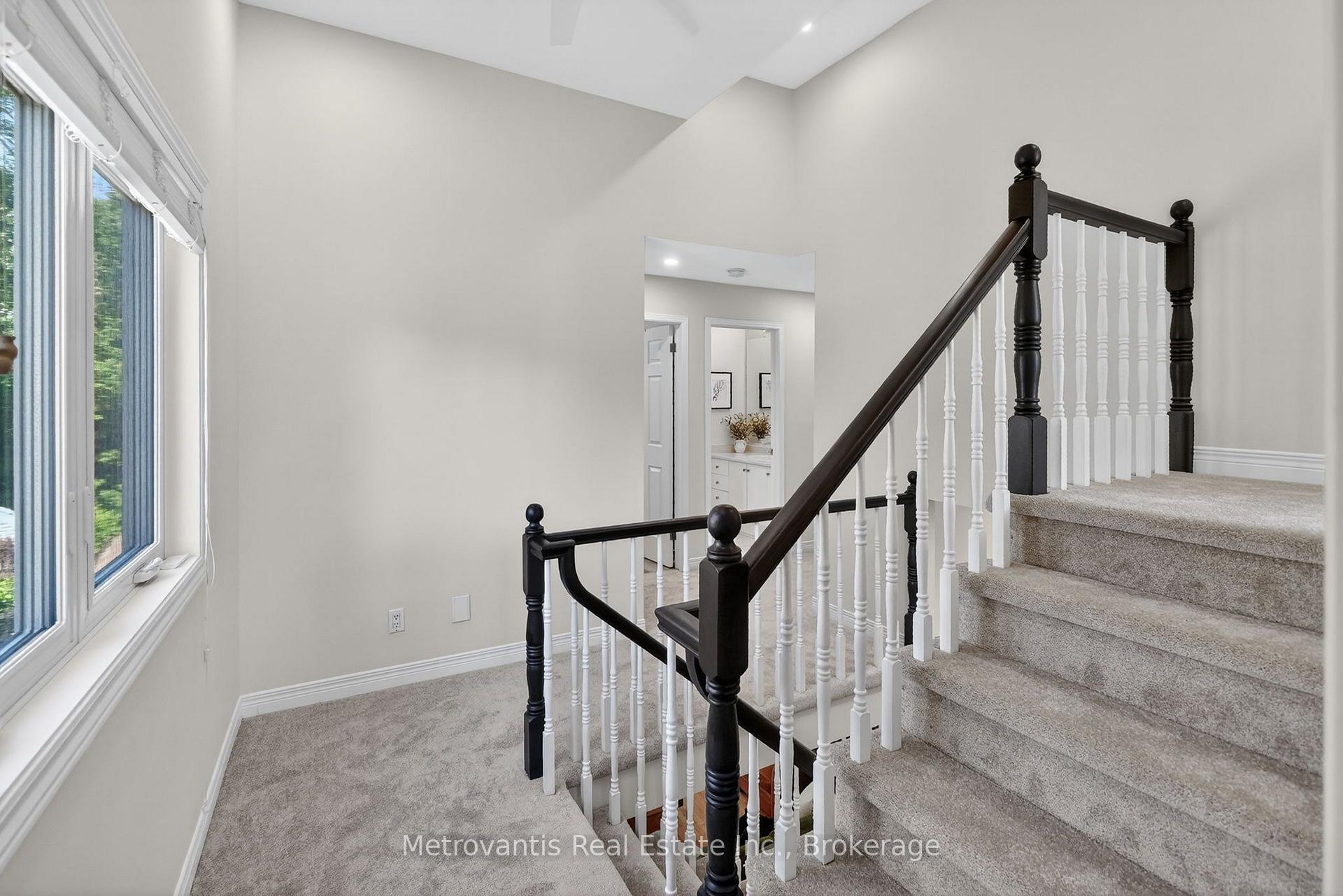 Photo 24 of 89 Dunbarton Court, Ottawa, Cardinal Glen — HOMEH