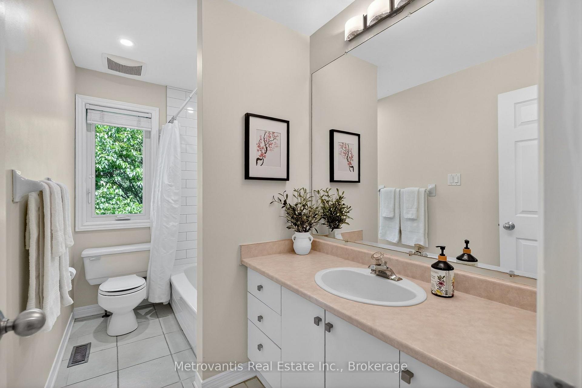 Photo 27 of 89 Dunbarton Court, Ottawa, Cardinal Glen — HOMEH