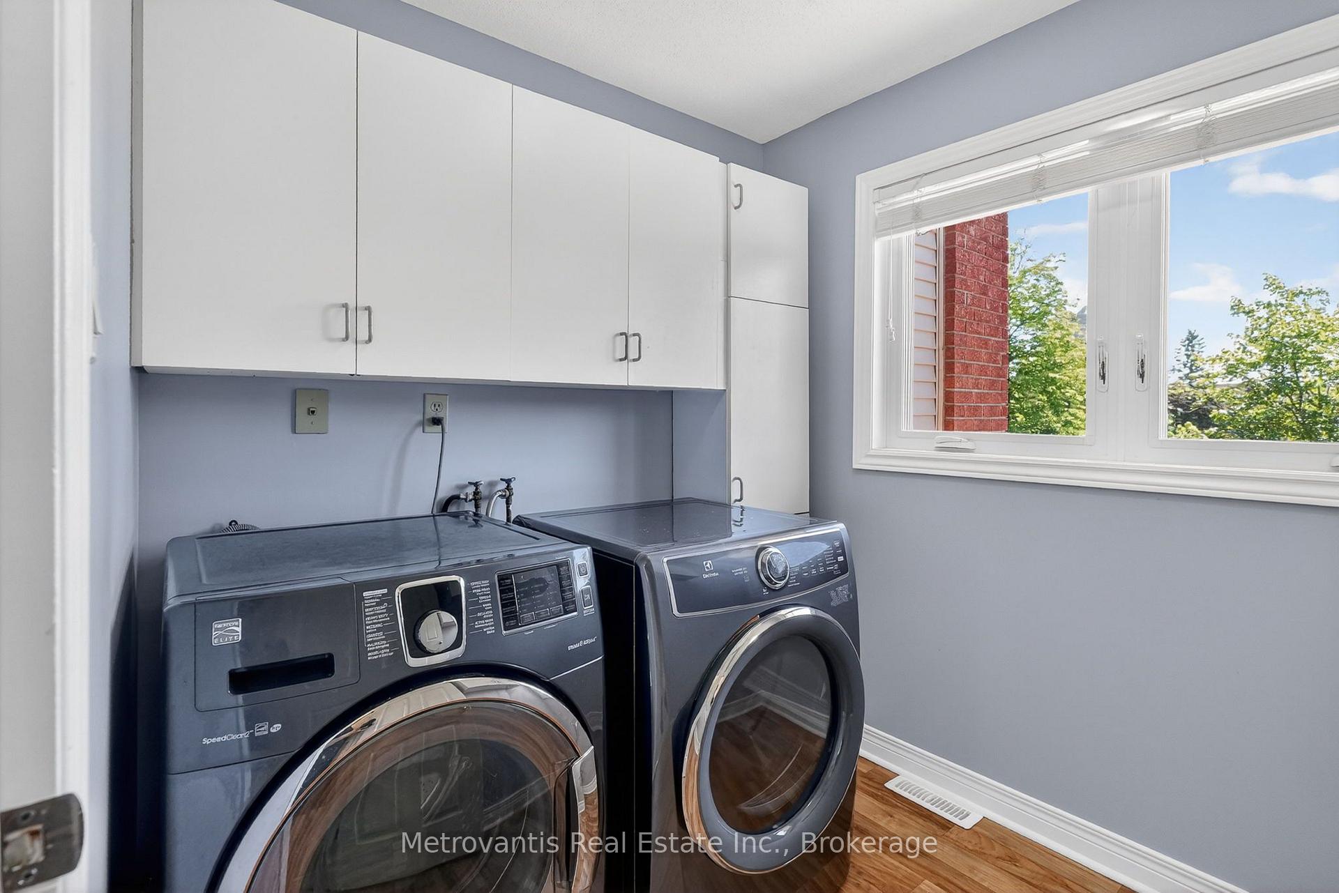 Photo 34 of 89 Dunbarton Court, Ottawa, Cardinal Glen — HOMEH