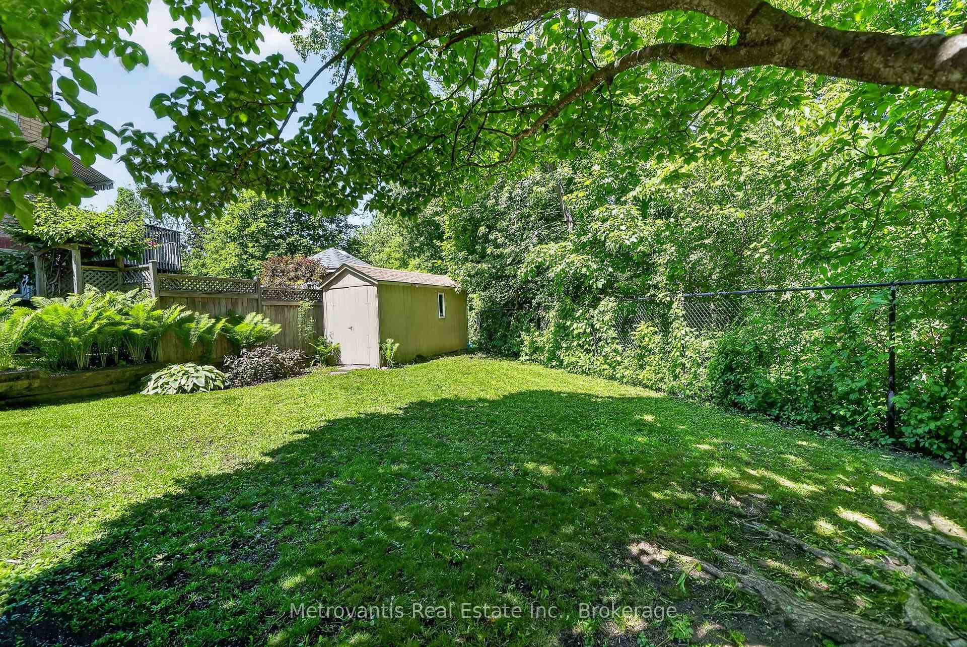 Photo 39 of 89 Dunbarton Court, Ottawa, Cardinal Glen — HOMEH