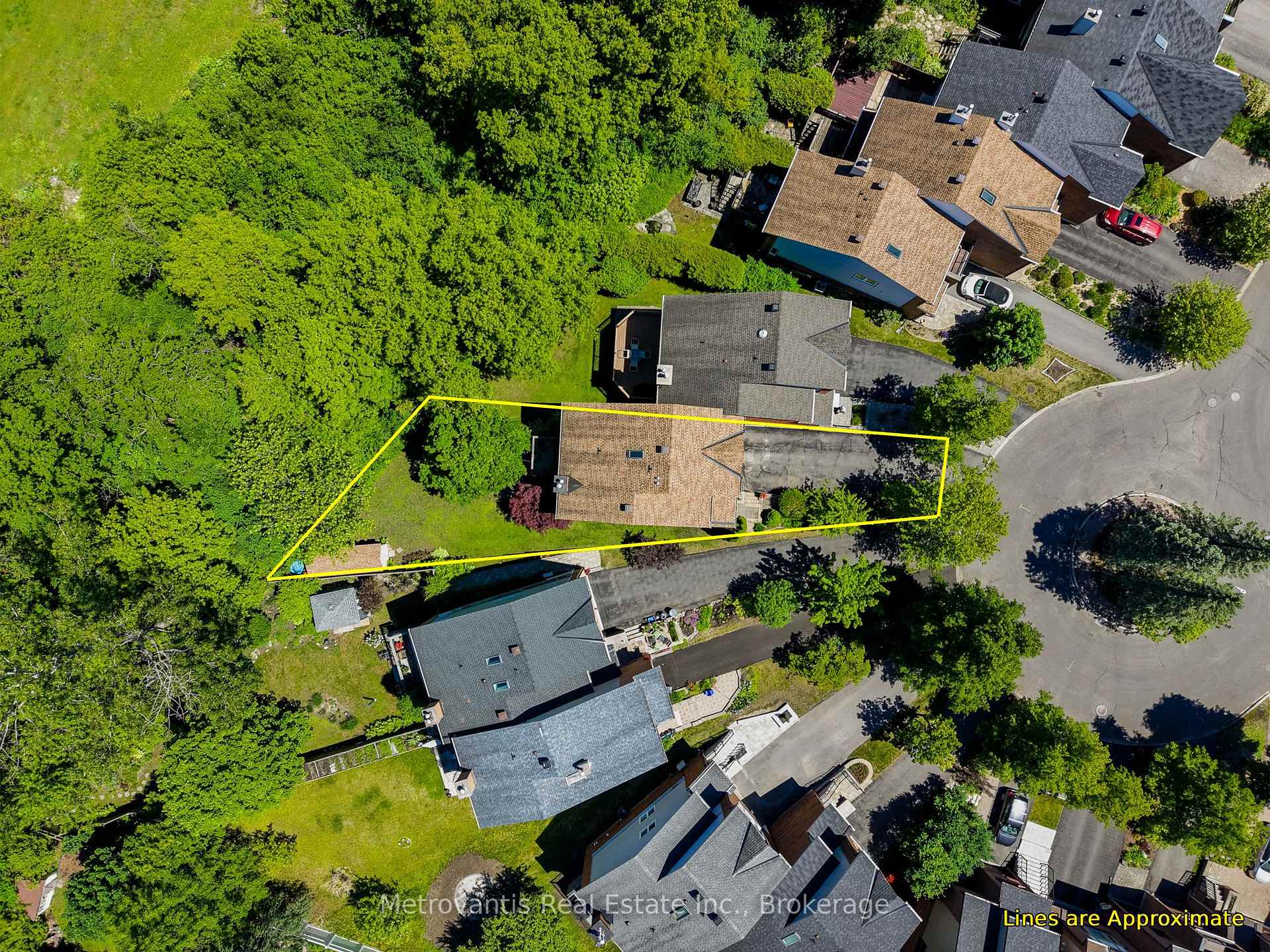Photo 44 of 89 Dunbarton Court, Ottawa, Cardinal Glen — HOMEH