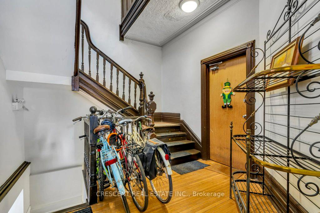 Photo 8 of Unit Lower, 83 Madison Avenue, Toronto, The Annex — HOMEH