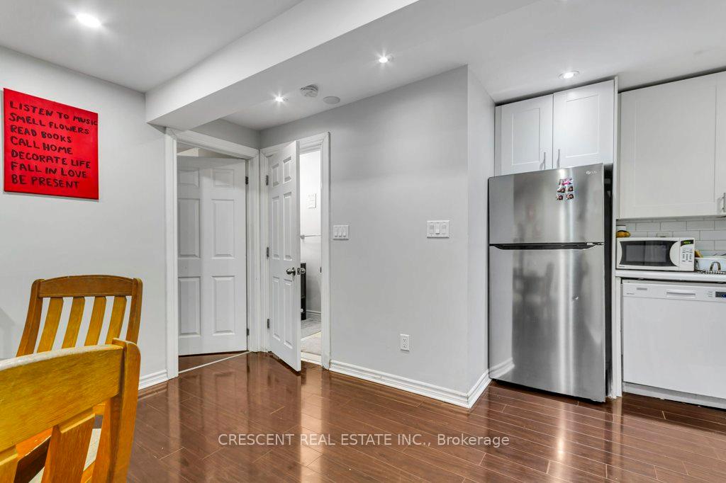 Photo 12 of Unit Lower, 83 Madison Avenue, Toronto, The Annex — HOMEH