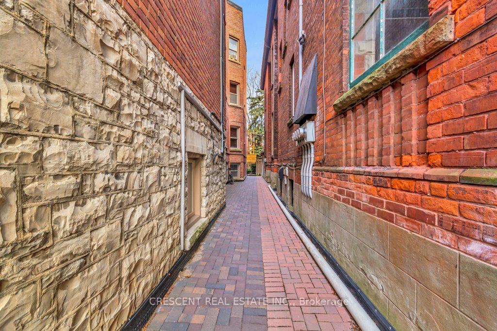 Photo 27 of Unit Lower, 83 Madison Avenue, Toronto, The Annex — HOMEH