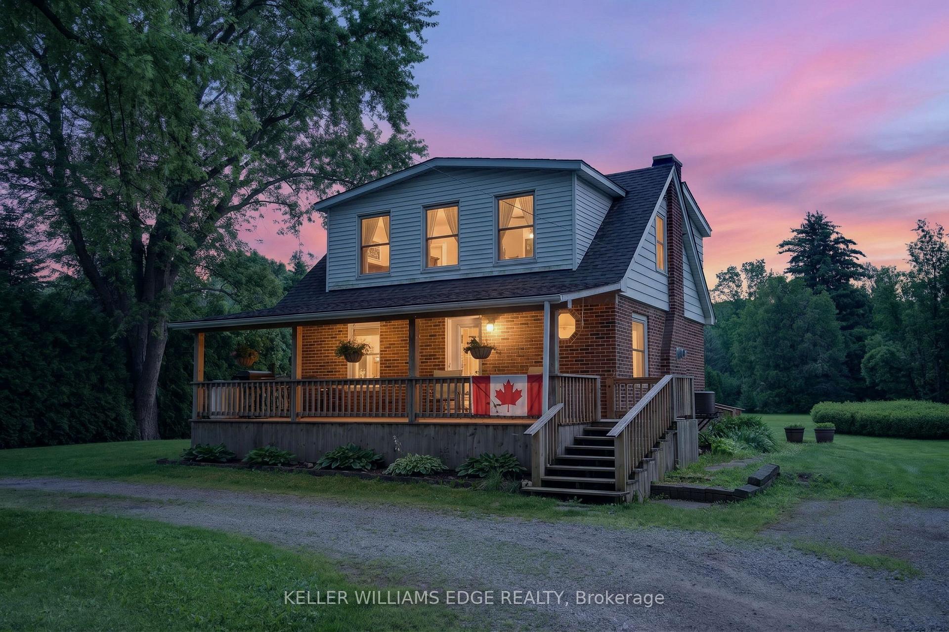 Photo 3 of 162 5TH Concession Road E, Hamilton, Rural Flamborough — HOMEH