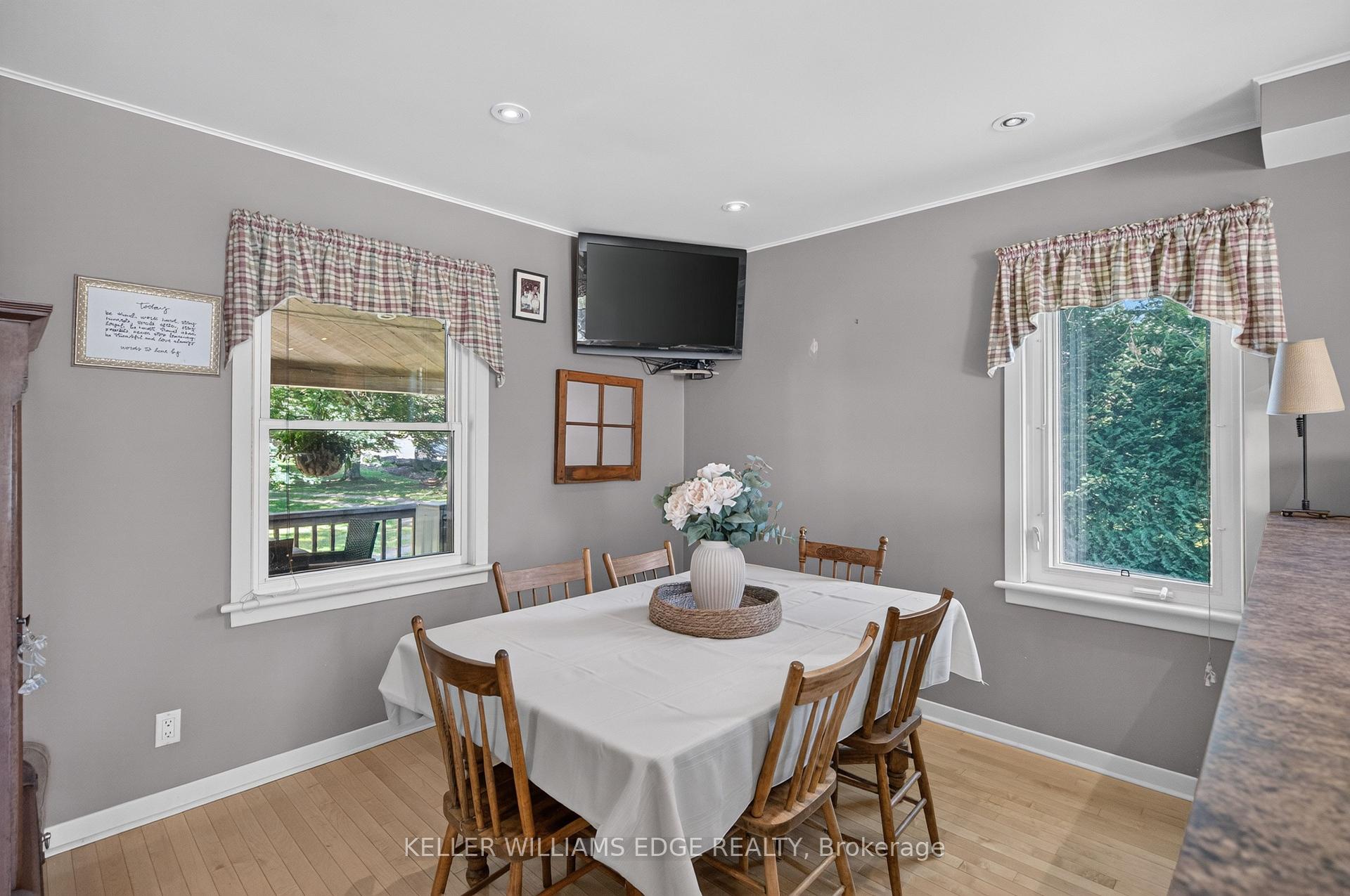 Photo 19 of 162 5TH Concession Road E, Hamilton, Rural Flamborough — HOMEH