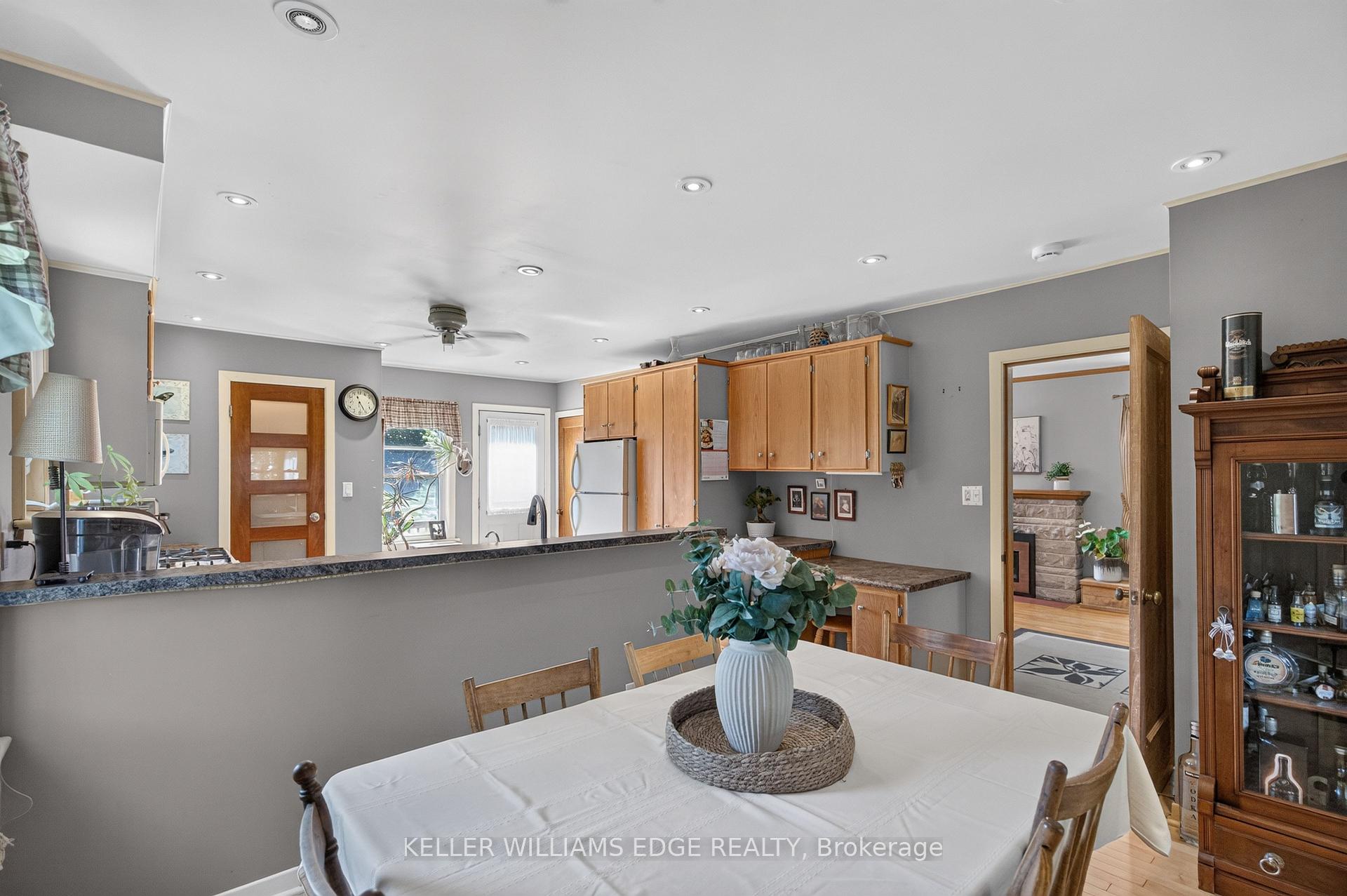 Photo 21 of 162 5TH Concession Road E, Hamilton, Rural Flamborough — HOMEH