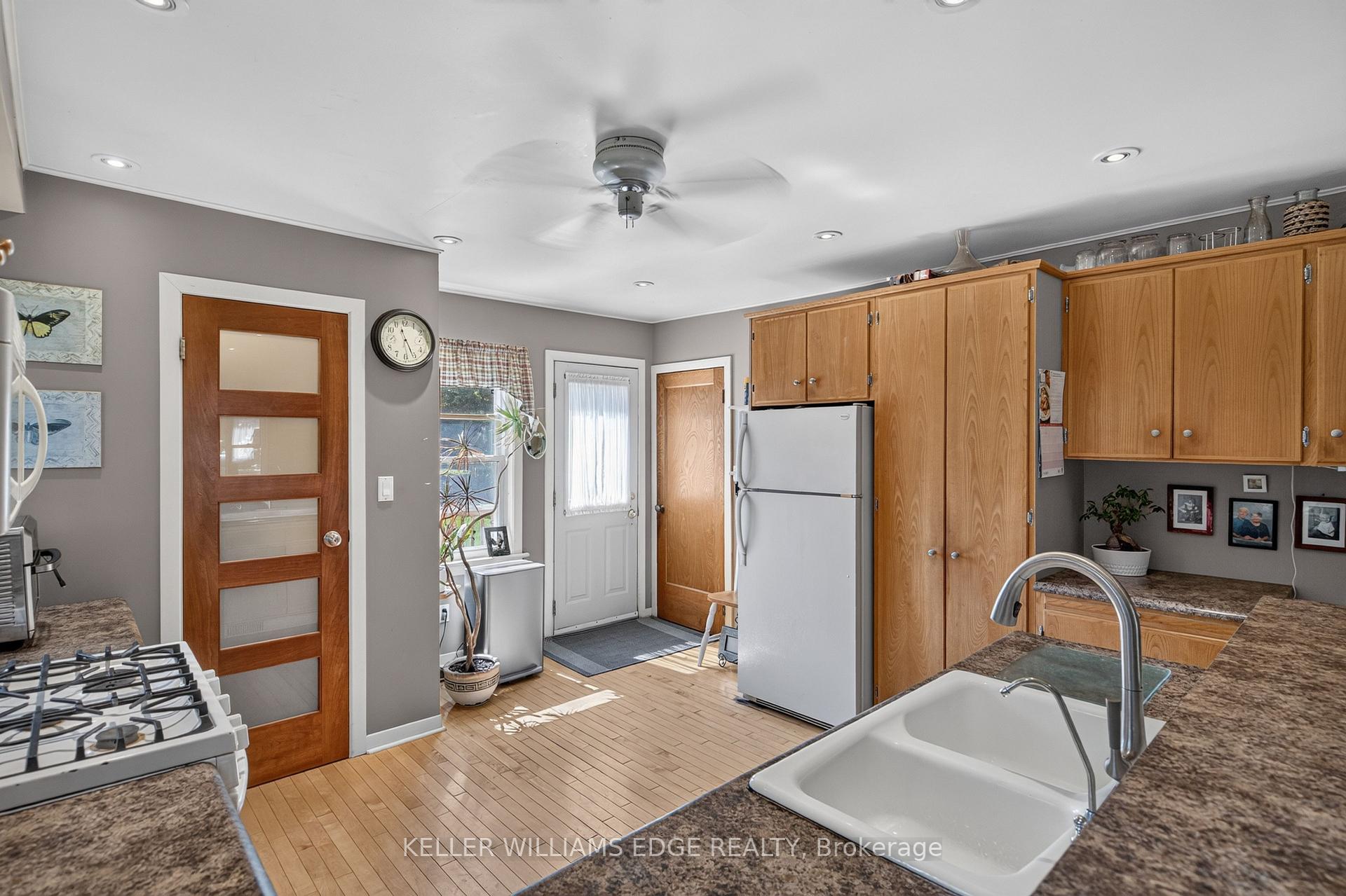 Photo 27 of 162 5TH Concession Road E, Hamilton, Rural Flamborough — HOMEH