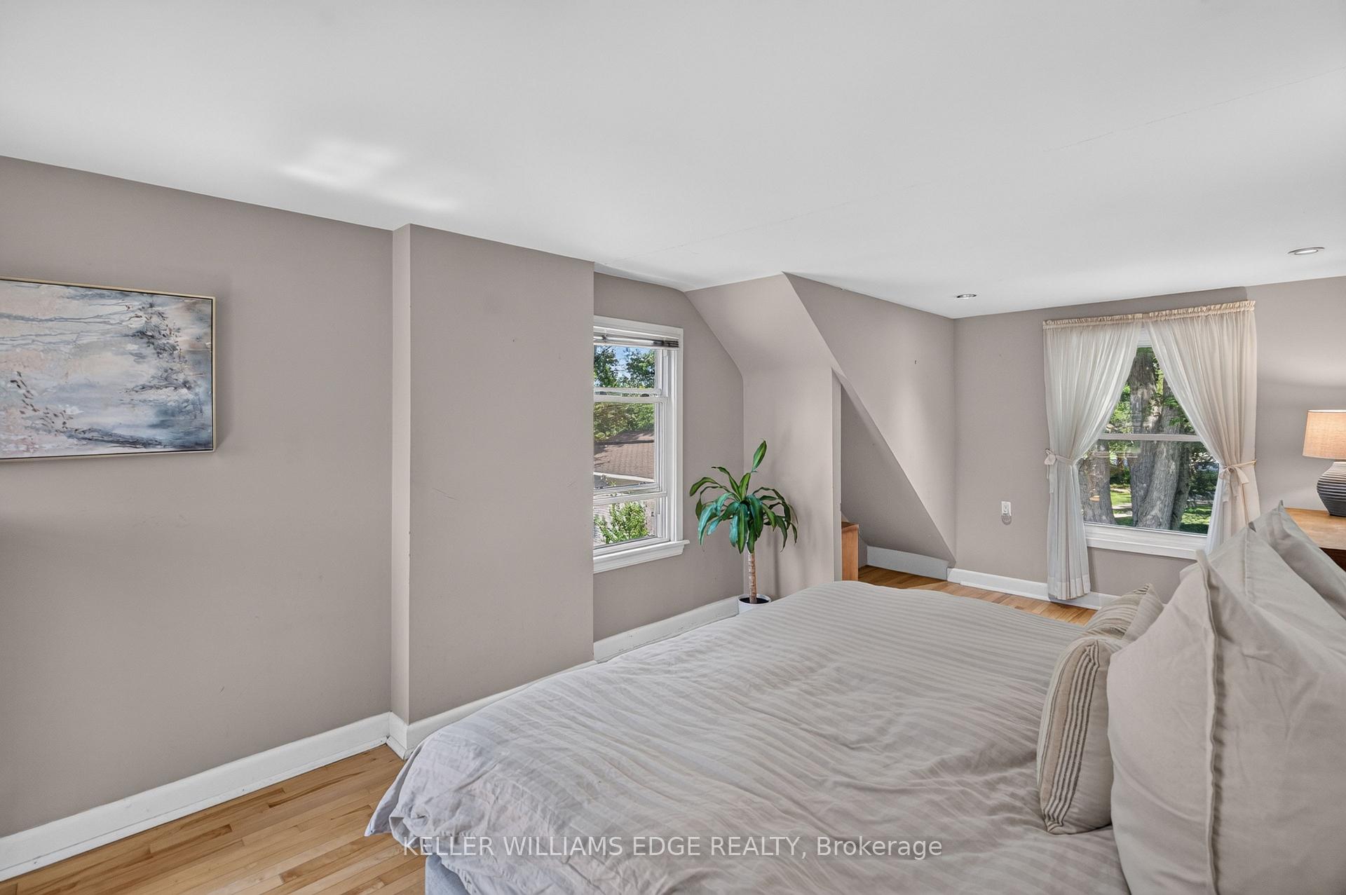Photo 30 of 162 5TH Concession Road E, Hamilton, Rural Flamborough — HOMEH