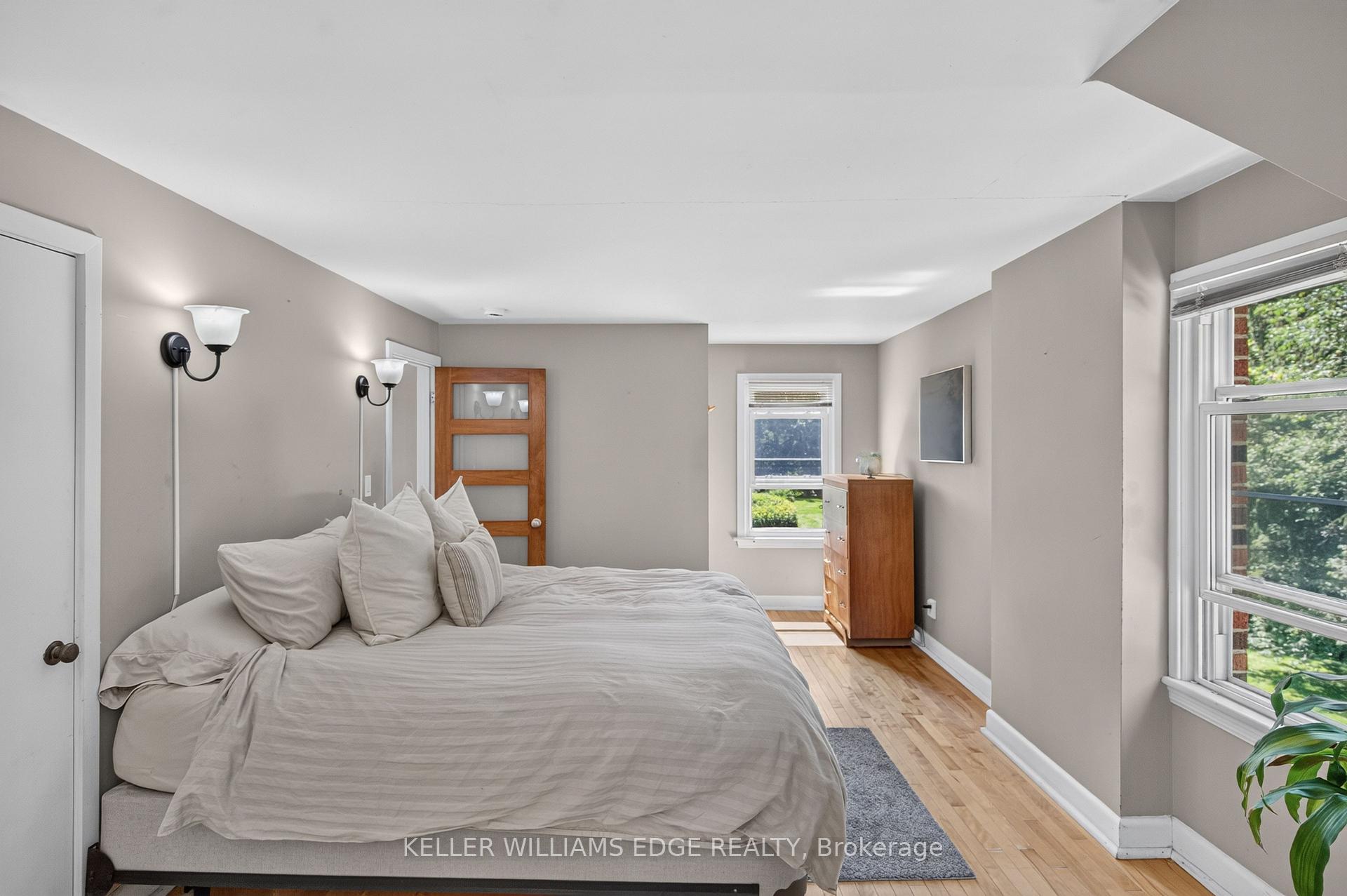 Photo 33 of 162 5TH Concession Road E, Hamilton, Rural Flamborough — HOMEH