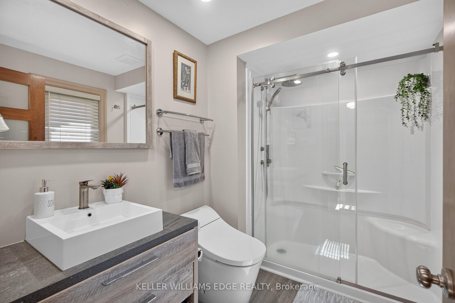 Photo 39 of 162 5TH Concession Road E, Hamilton, Rural Flamborough — HOMEH