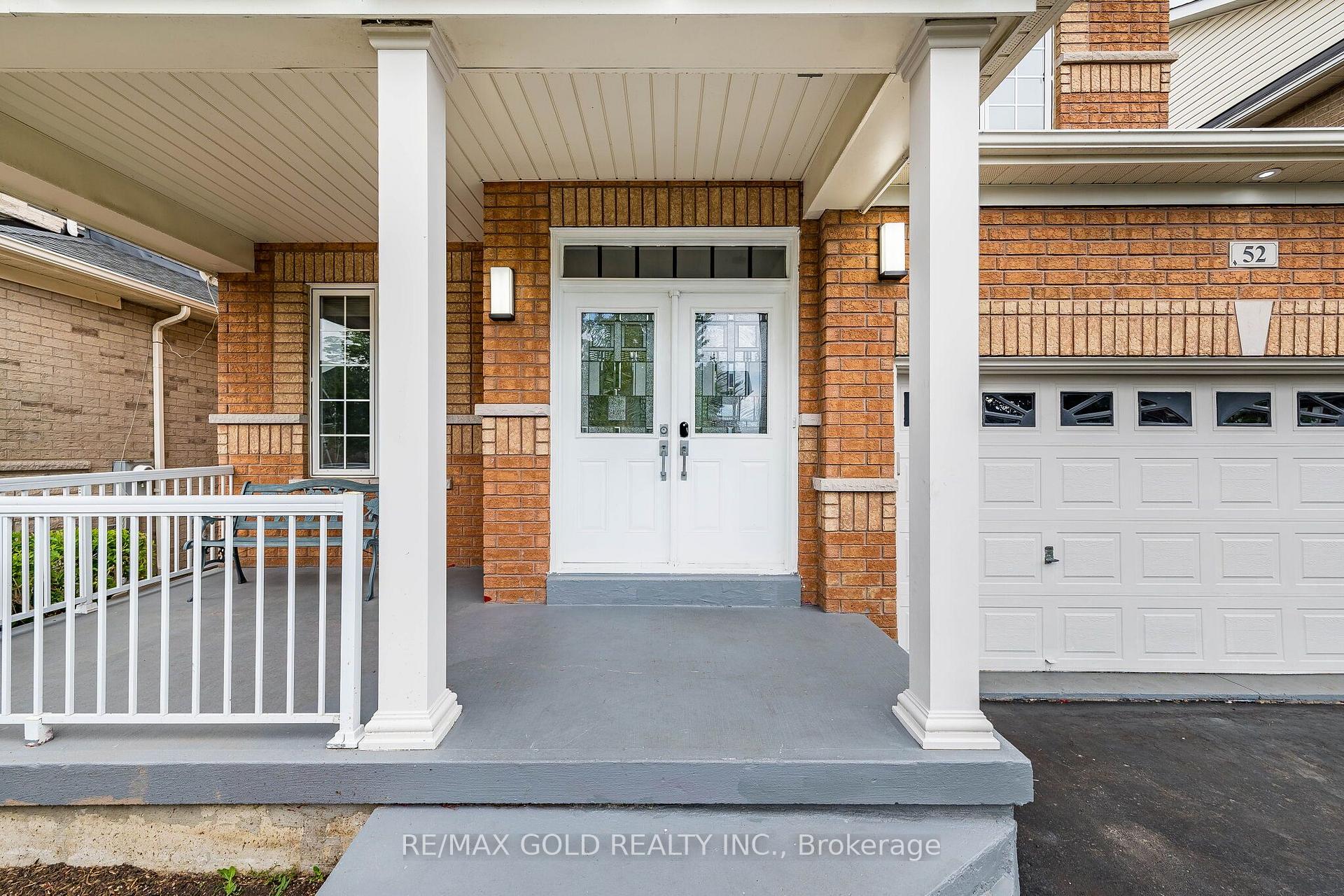 Photo 4 of 52 Moldovan Drive, Brampton, Sandringham-Wellington — HOMEH