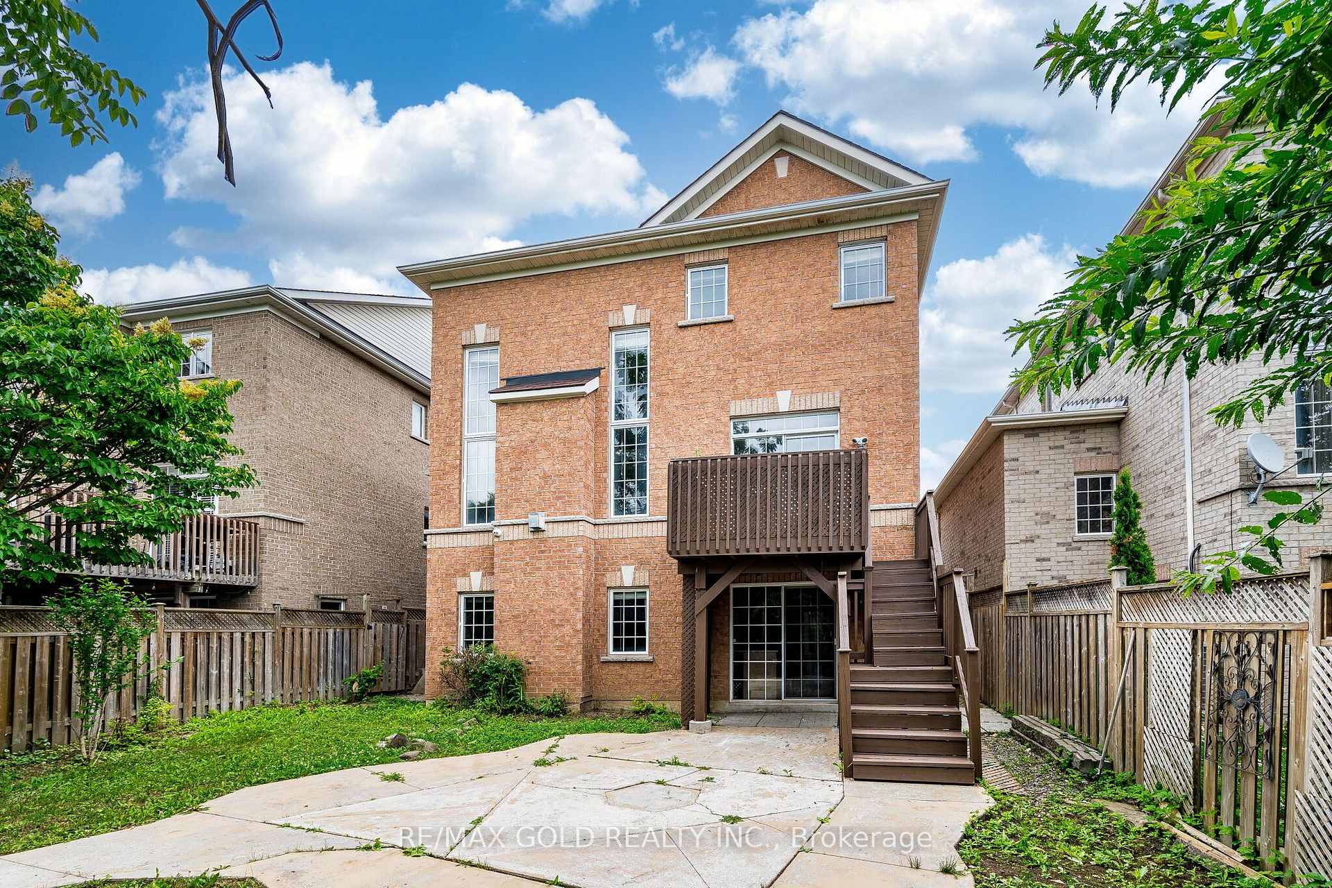 Photo 46 of 52 Moldovan Drive, Brampton, Sandringham-Wellington — HOMEH