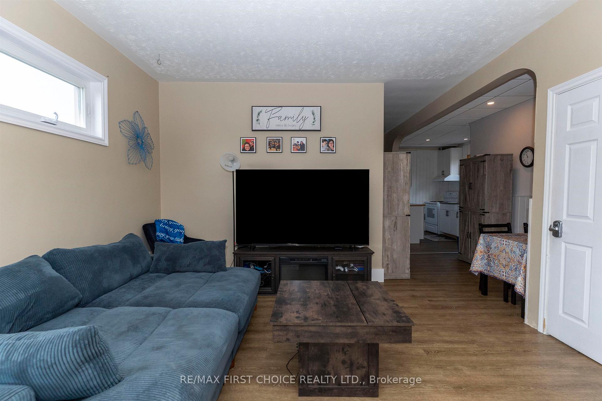 Photo 7 of 503 Prince Arthur Boulevard, Thunder Bay, East End — HOMEH