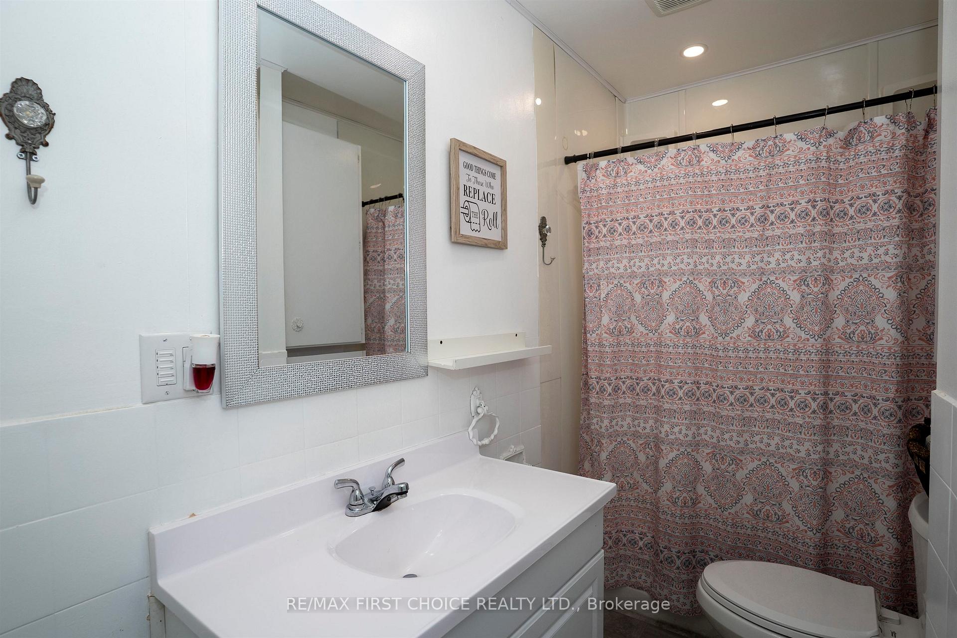Photo 8 of 503 Prince Arthur Boulevard, Thunder Bay, East End — HOMEH