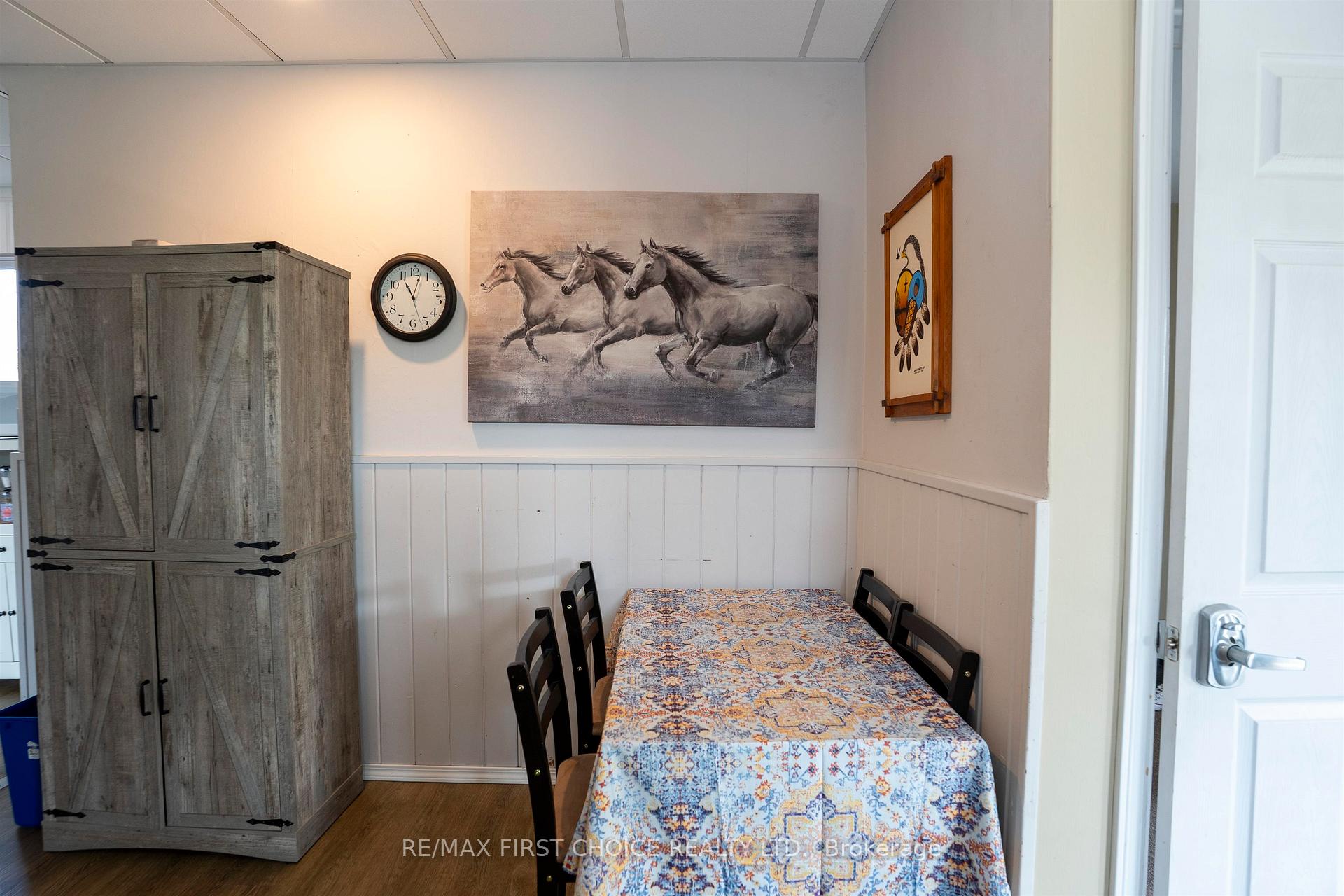 Photo 13 of 503 Prince Arthur Boulevard, Thunder Bay, East End — HOMEH