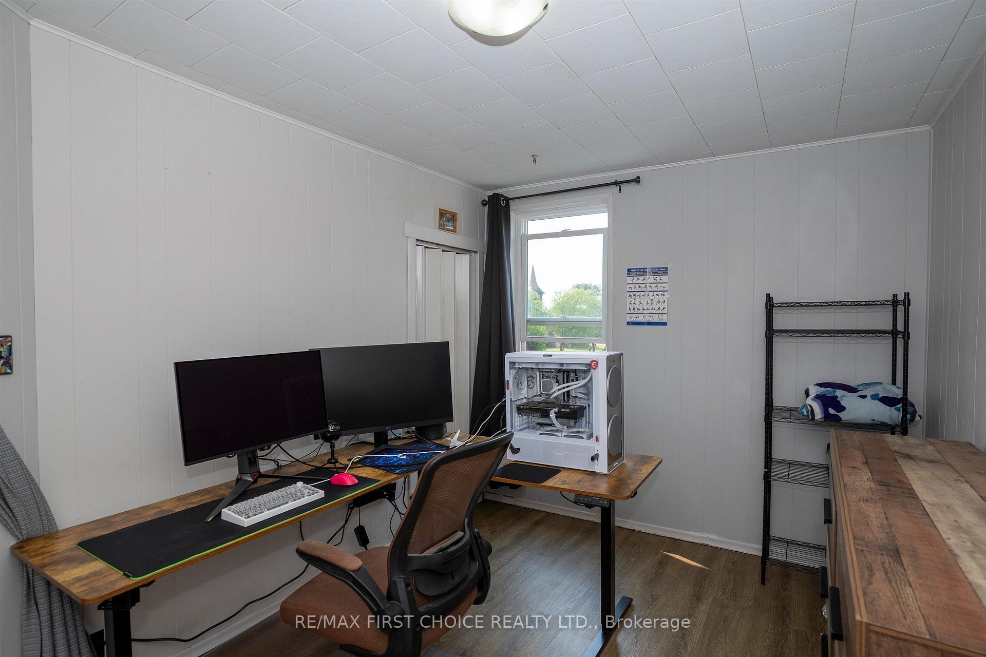 Photo 20 of 503 Prince Arthur Boulevard, Thunder Bay, East End — HOMEH