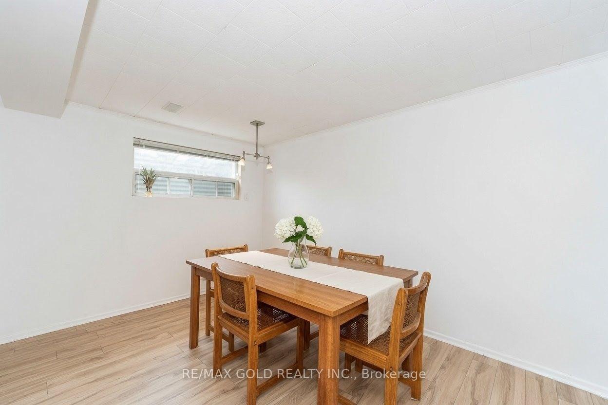 Photo 6 of 63 Newstead Crescent, Brampton, Madoc — HOMEH