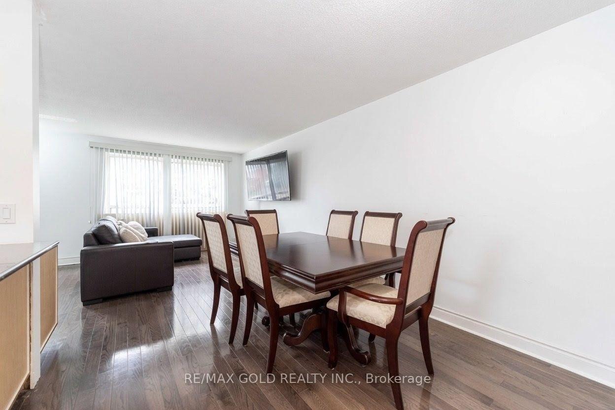 Photo 8 of 63 Newstead Crescent, Brampton, Madoc — HOMEH